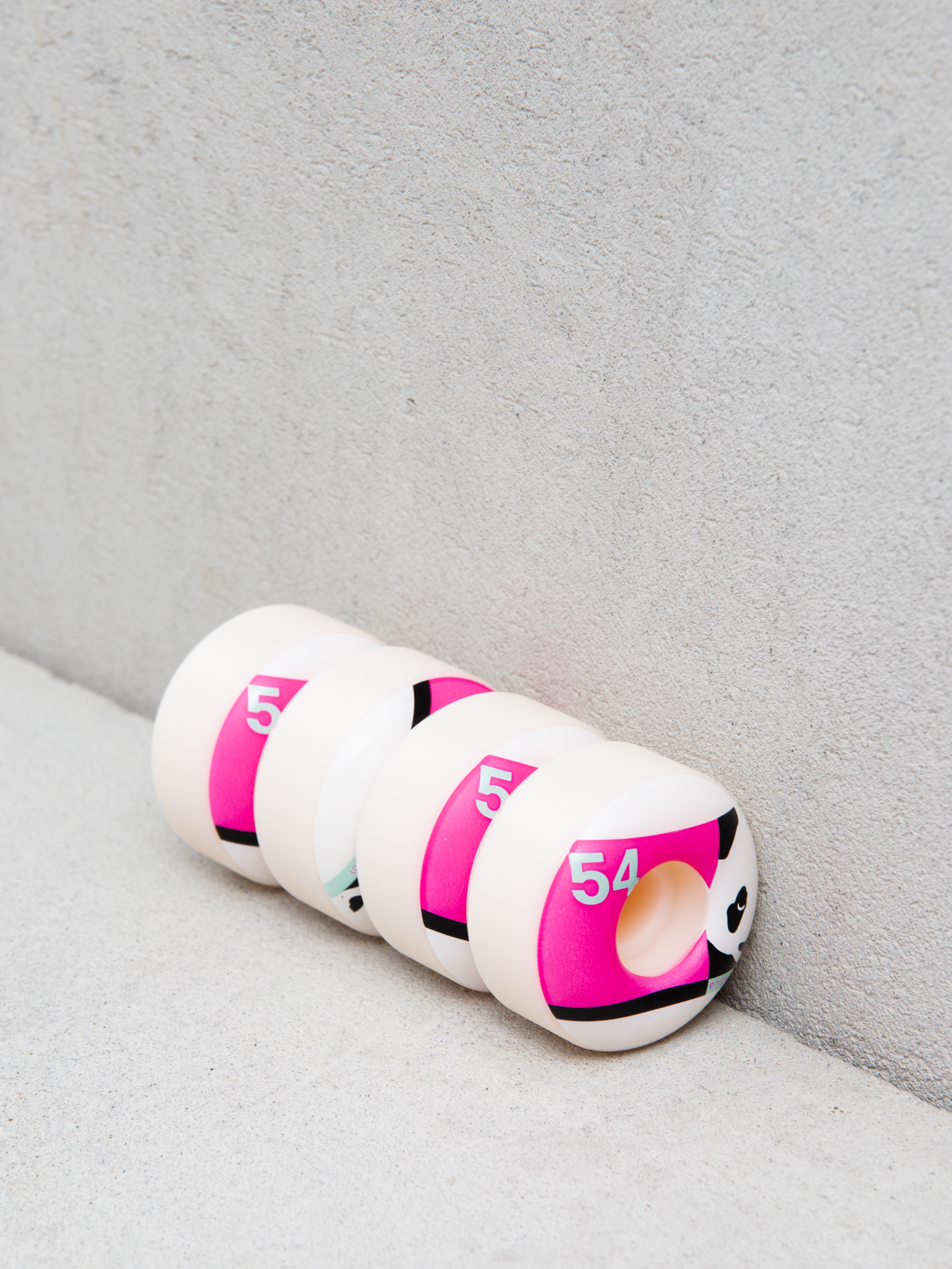 Колеса Enjoi Box Panda (pink)