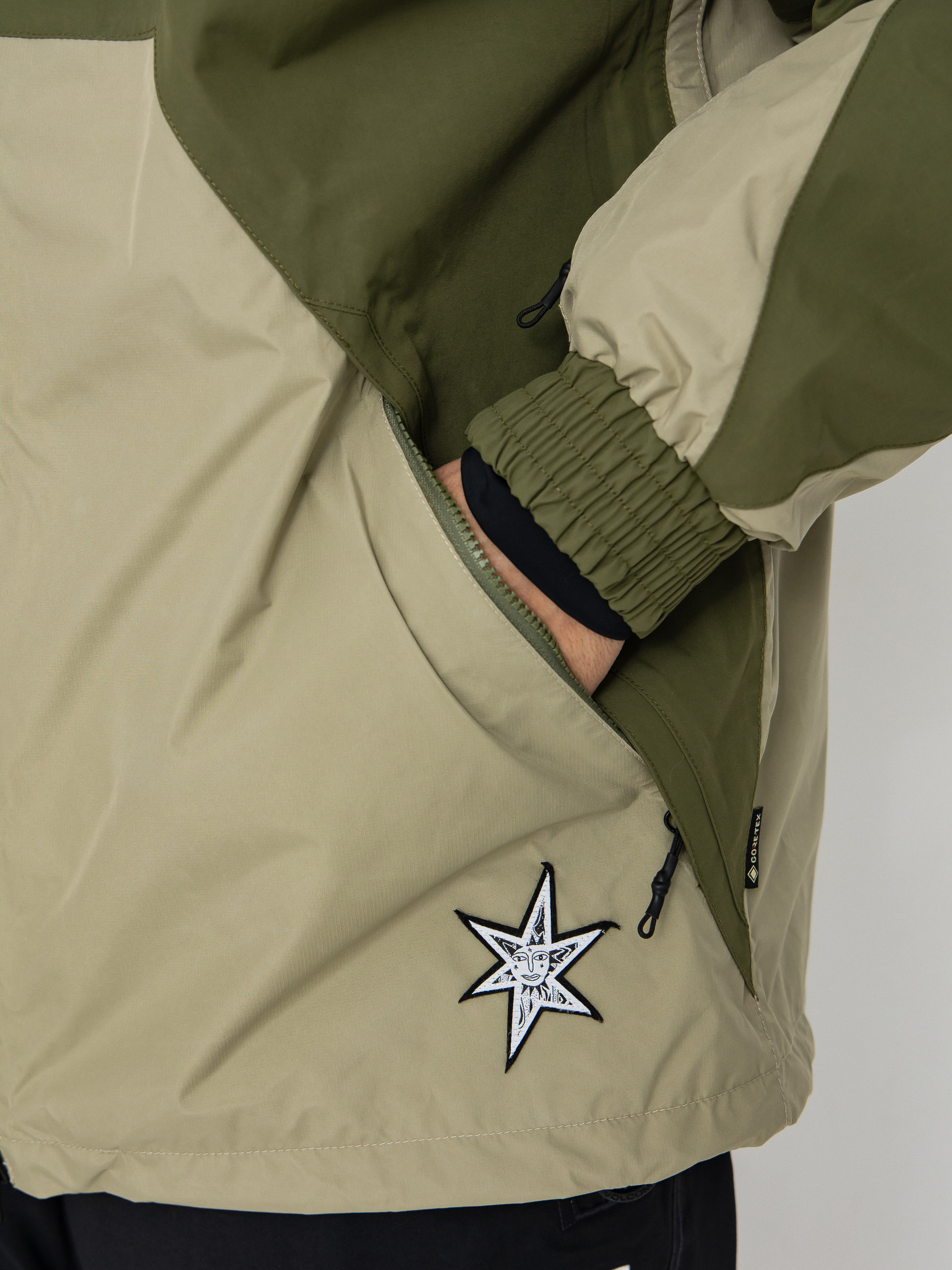 Чоловіча Сноубордична куртка Volcom Longo Gore Tex (dark olive)