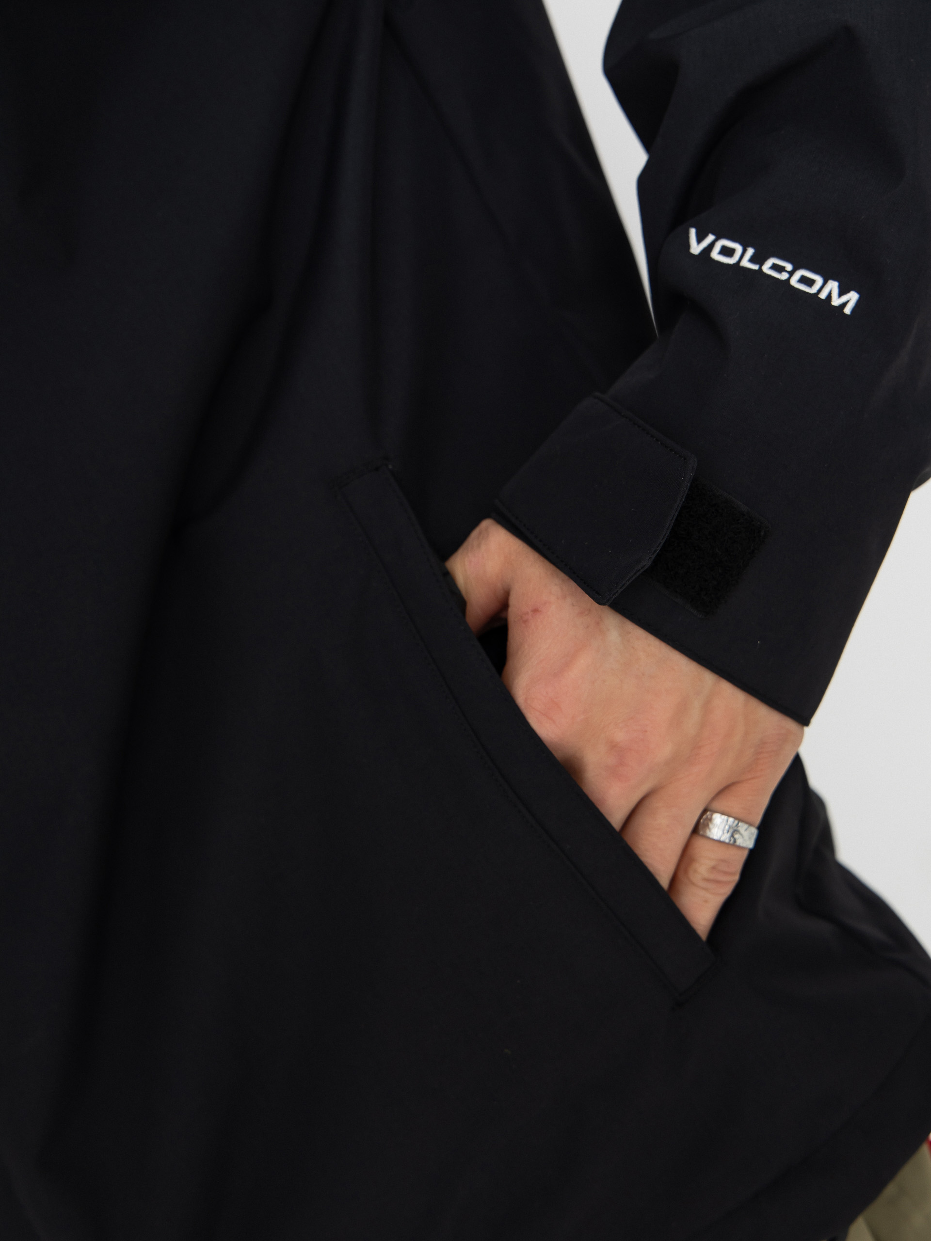 Чоловіча Сноубордична куртка Volcom Buckthreeeighty (black)