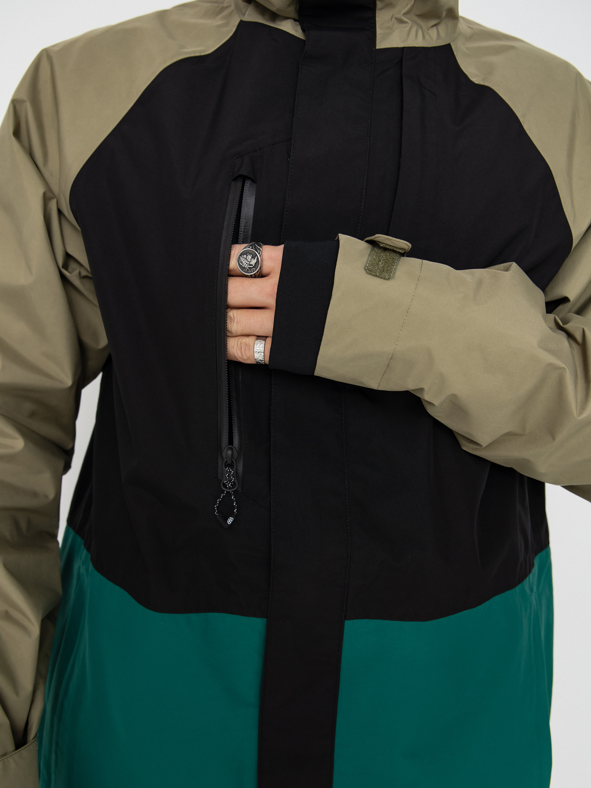 Чоловіча Сноубордична куртка 686 Gore-TeX Core (sage colorblock)
