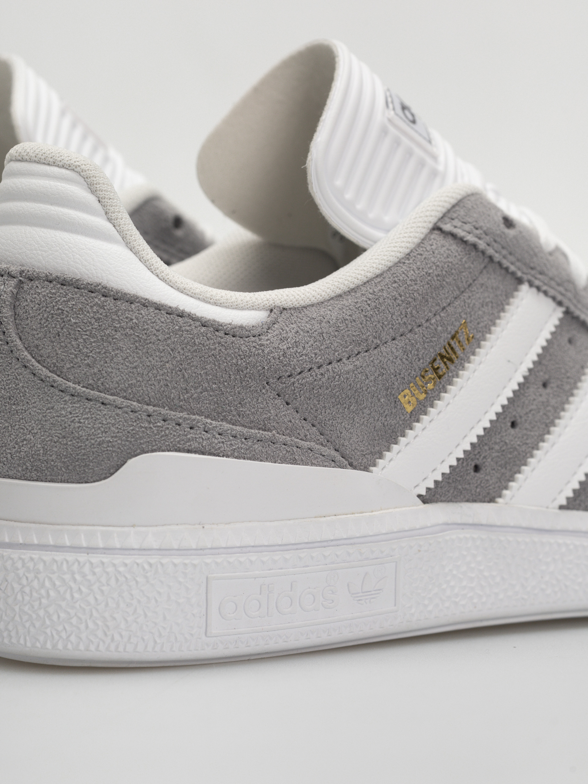 Взуття adidas Busenitz (grethr/ftwwht/goldmt)