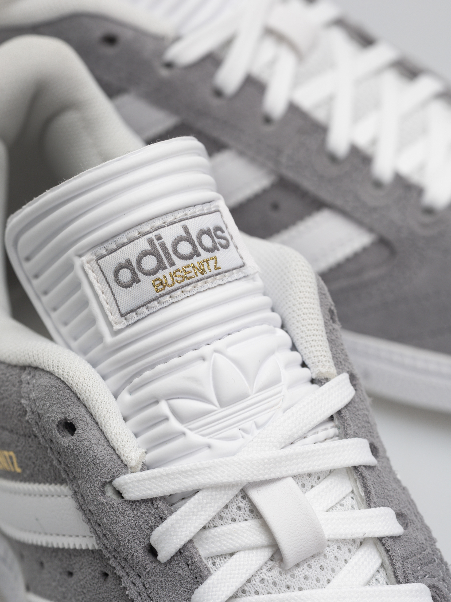 Взуття adidas Busenitz (grethr/ftwwht/goldmt)