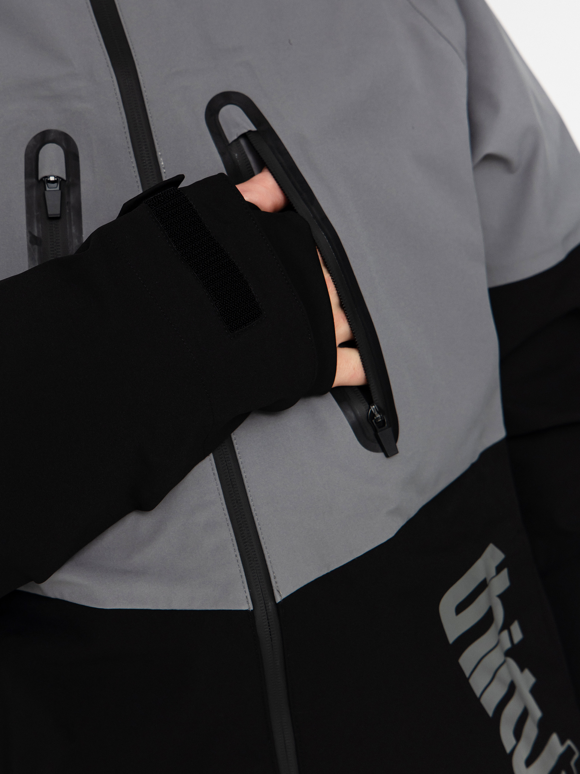 Чоловіча Сноубордична куртка ThirtyTwo Tm 3 Recycled (black/grey)