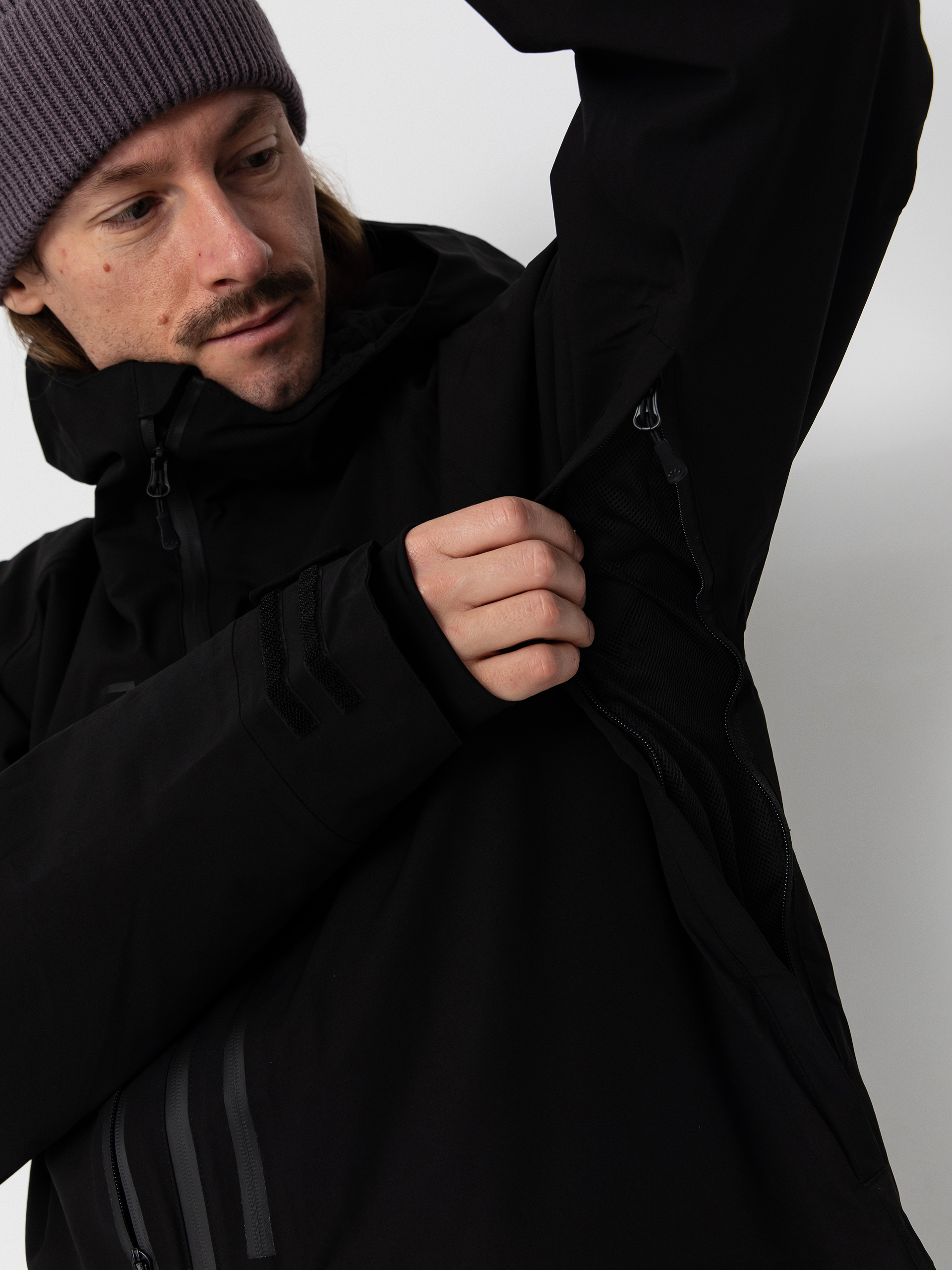 Чоловіча Сноубордична куртка ThirtyTwo Lashed Insulated (black)