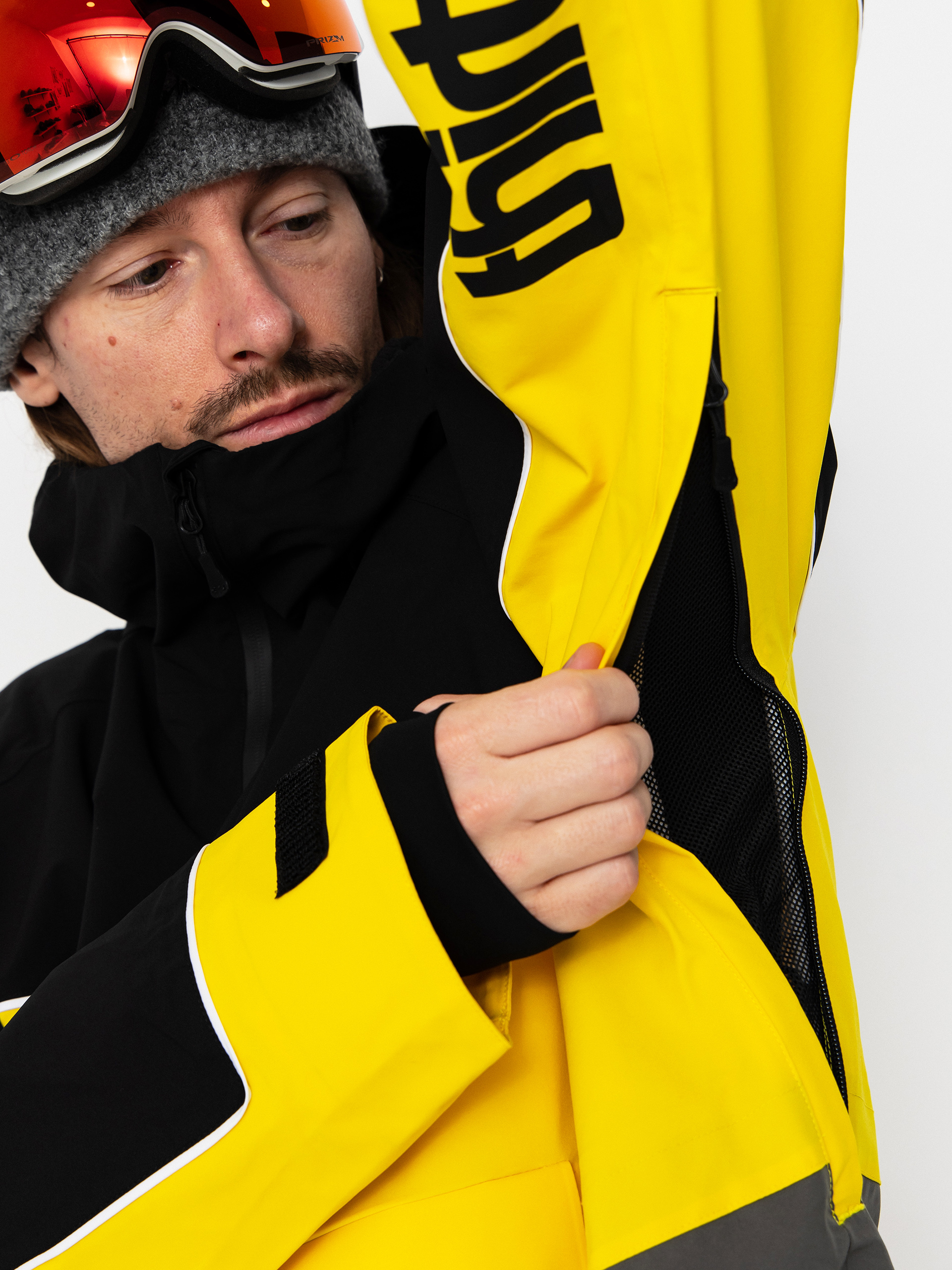Чоловіча Сноубордична куртка ThirtyTwo Light Anorak (black/yellow)