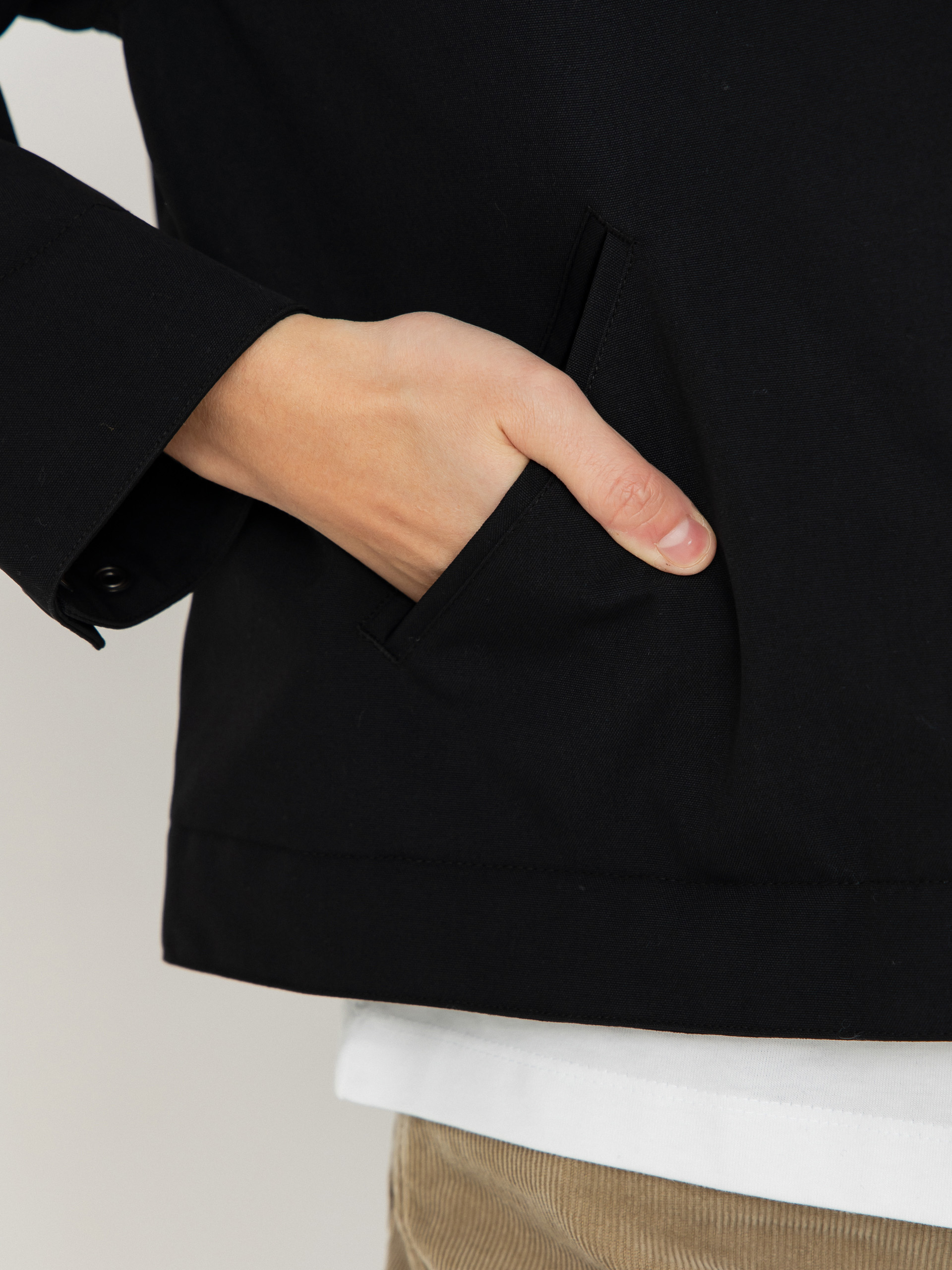 Куртка Carhartt WIP Newkirk Wmn (black/wild dog print)