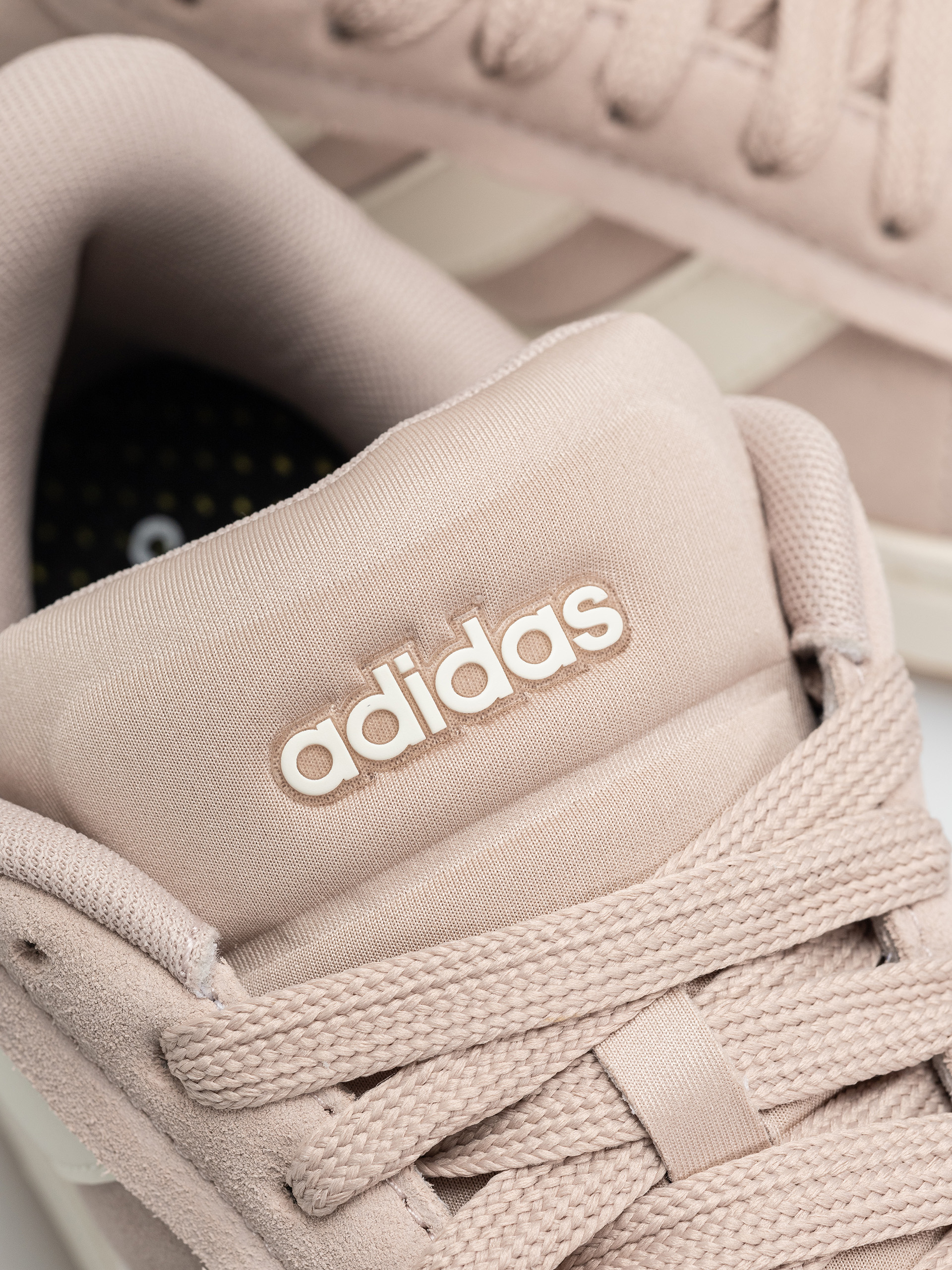 Взуття adidas Grand Court Alpha 0 Wmn (wontau/owhite/vapgre)