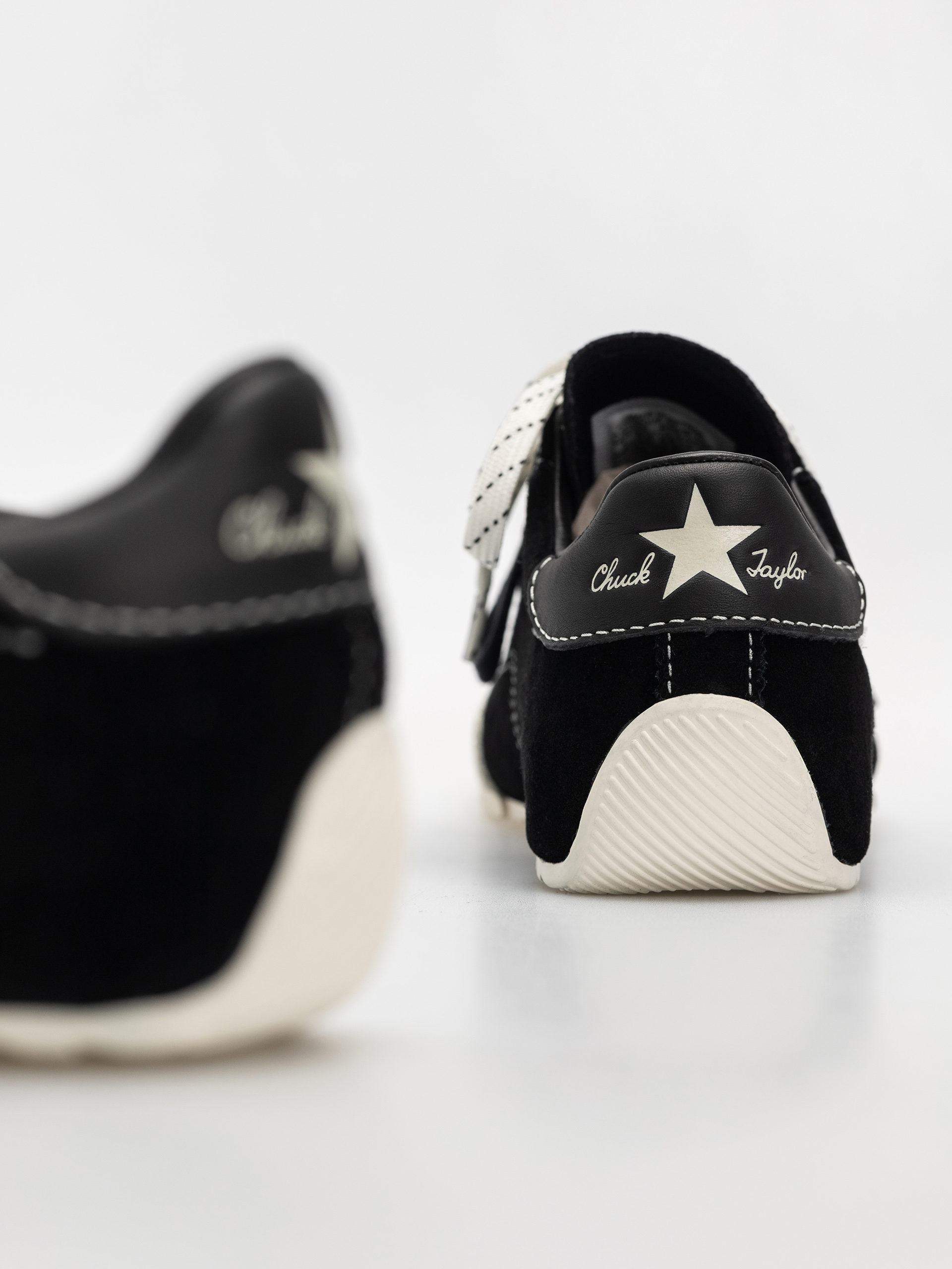 Кеди Converse Chuck Taylor Lo Ox (black/black/egret)