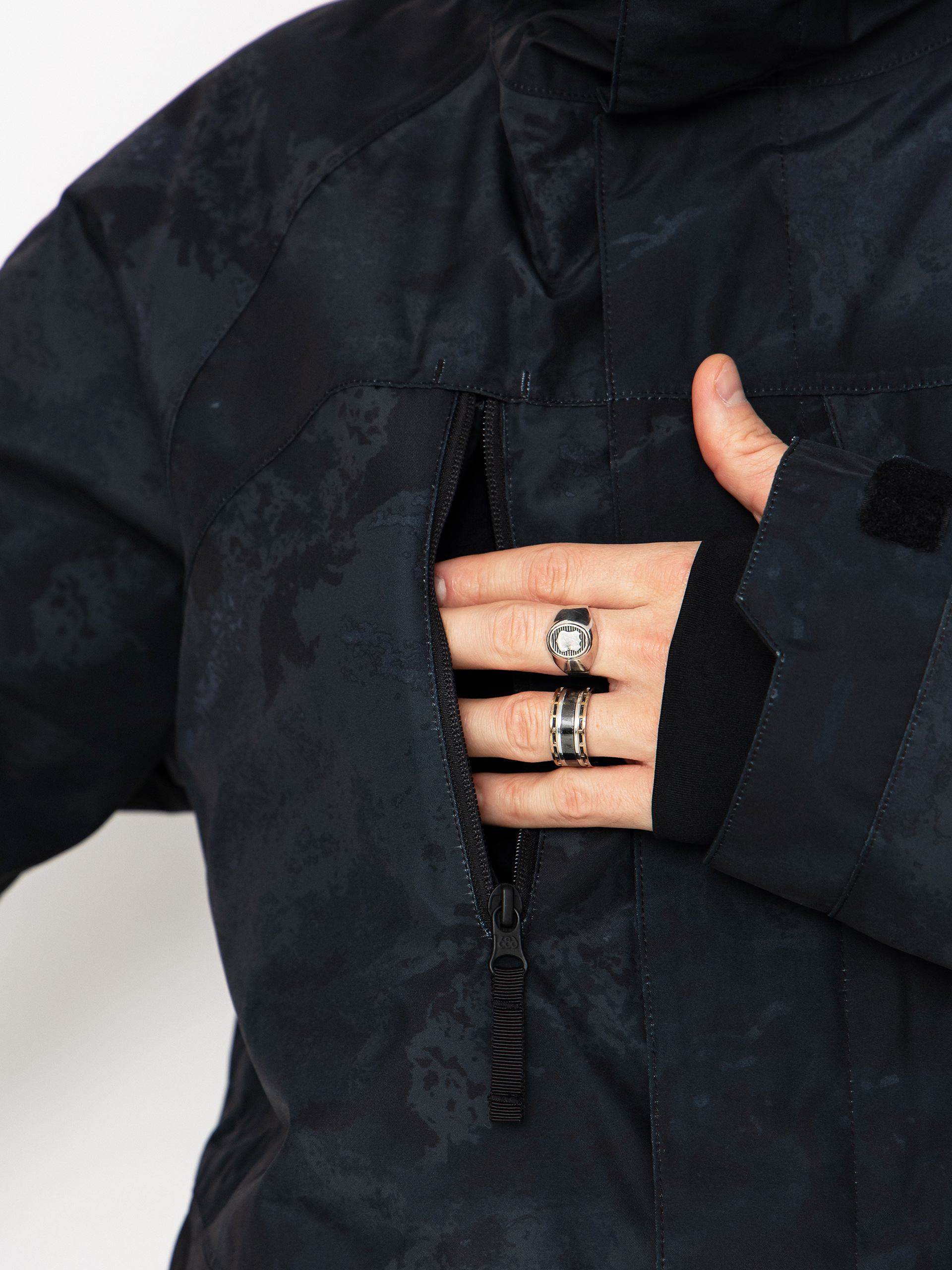 Чоловіча Сноубордична куртка 686 Geo Insulated (black hemisphere)