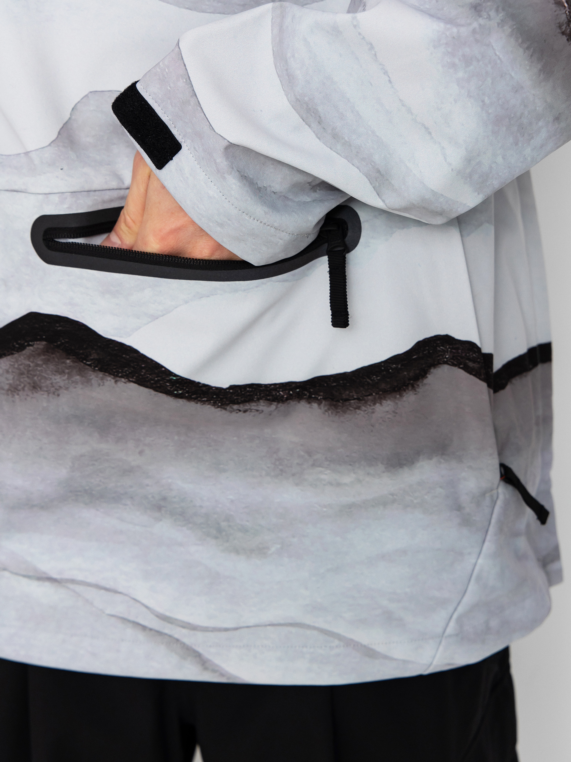 Чоловіча Термосвітшот 686 Waterproof HD (smoke mountain print)