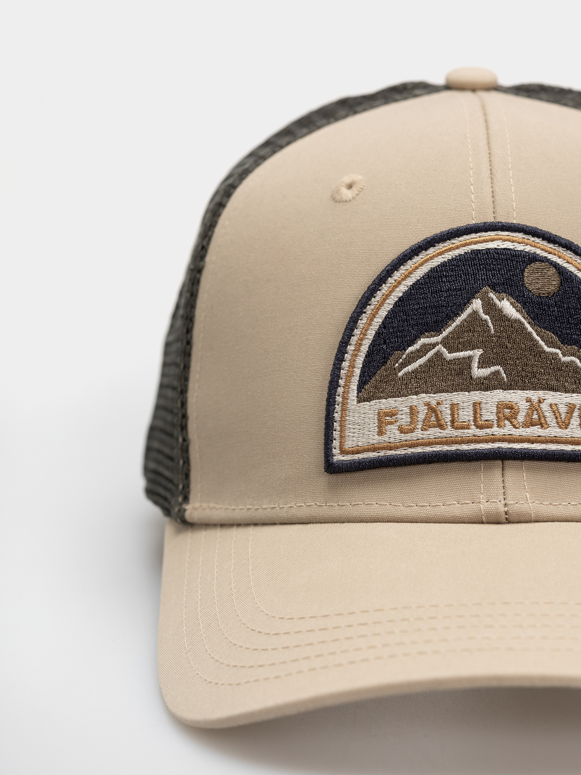 Кепка Fjallraven Badge Langtradarkeps (fossil)