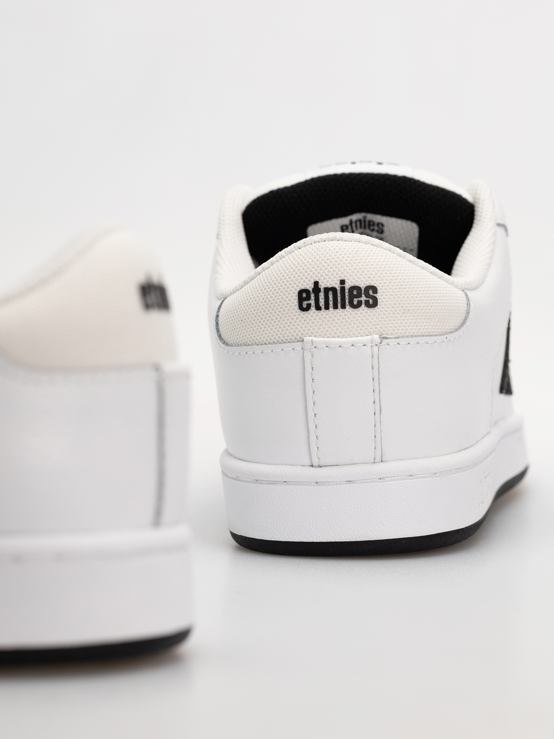 Взуття Etnies Kingpin 2K (white/black)