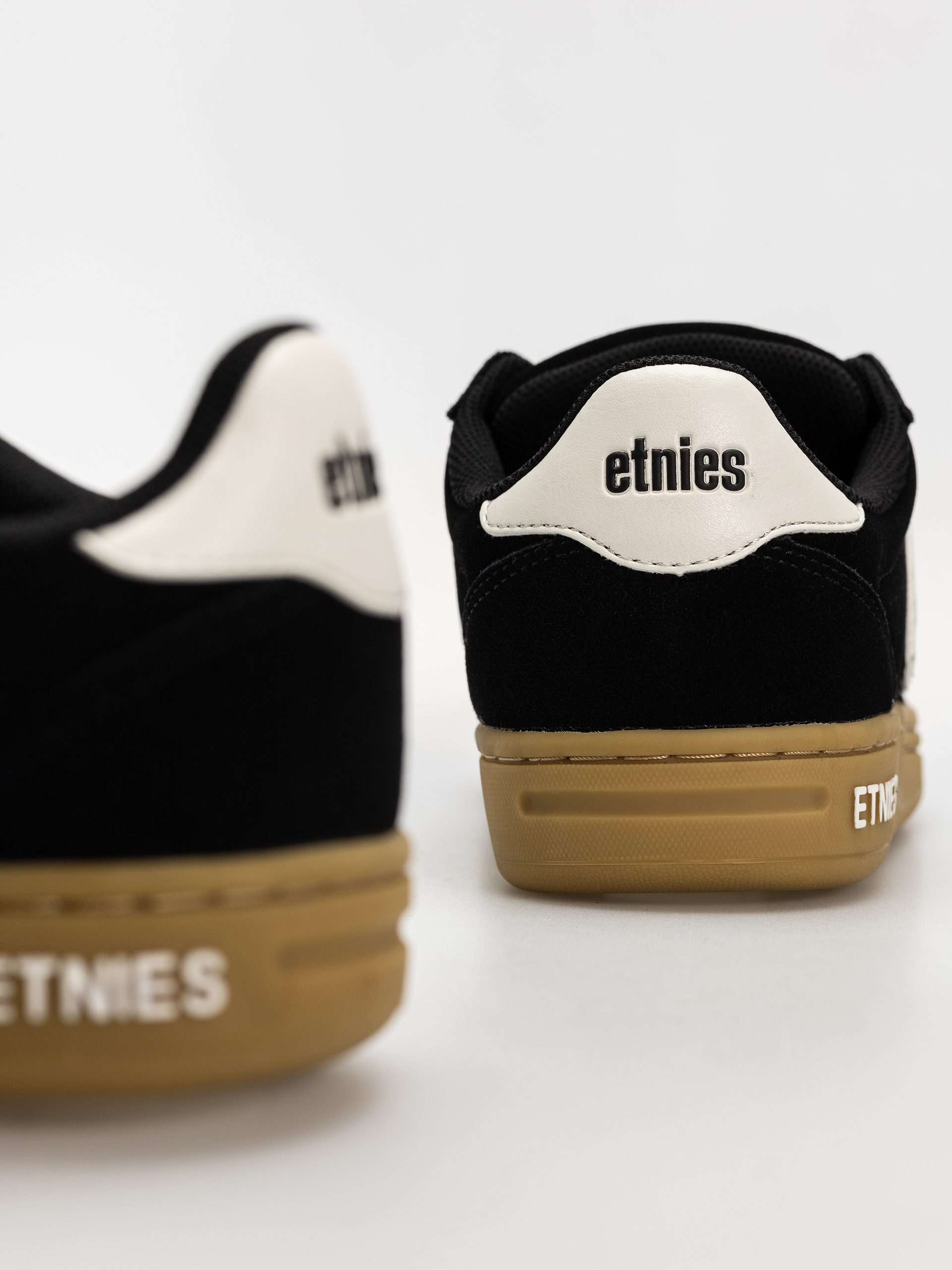 Взуття Etnies Locut (black/gum/white)