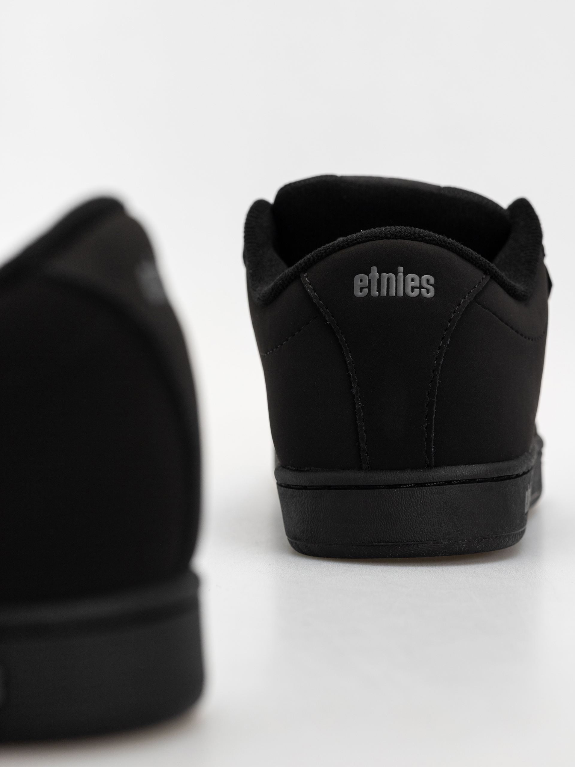 Взуття Etnies Kingpin (black dirty wash)