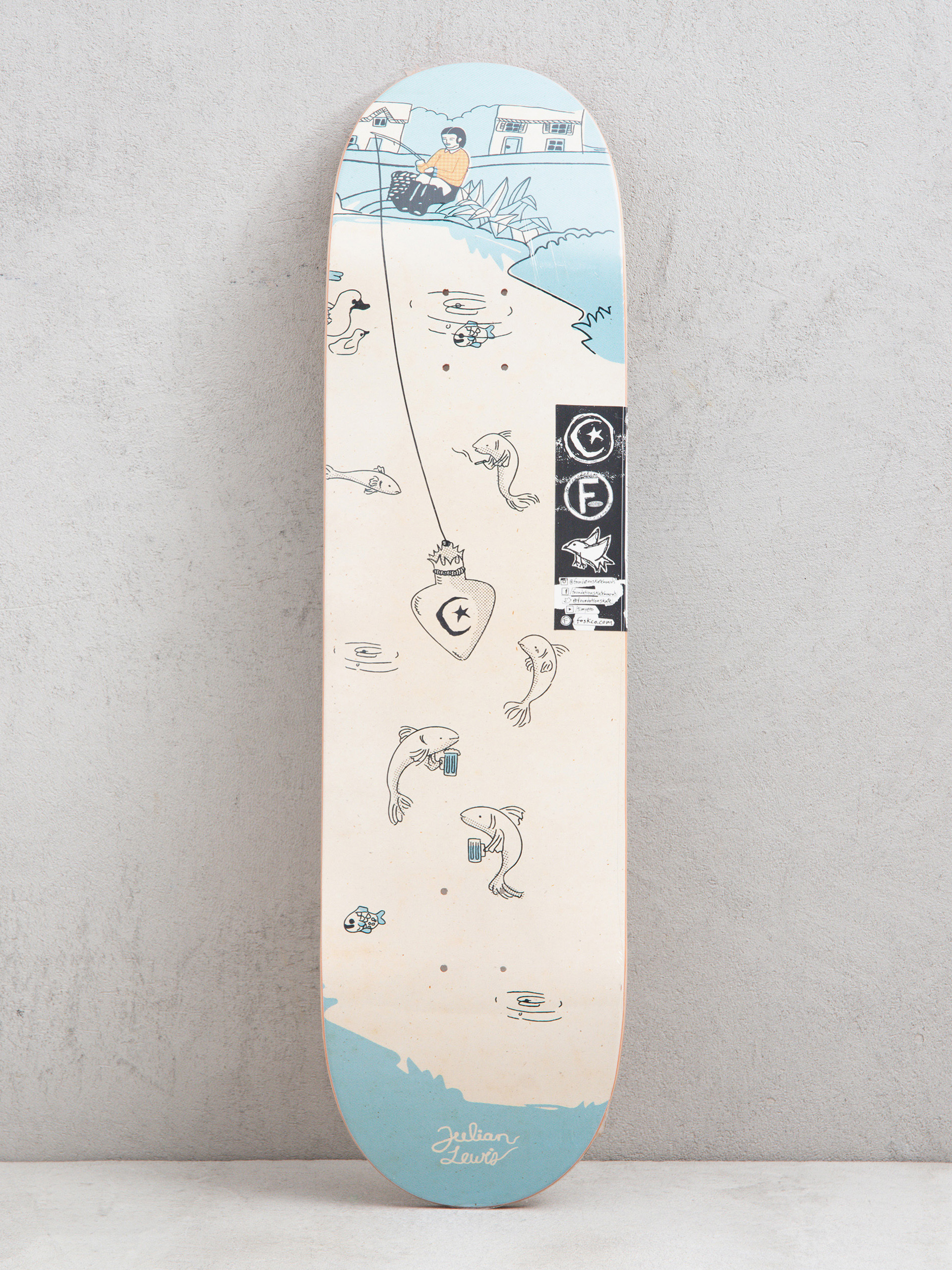 Декa Foundation Lewis Fishing 