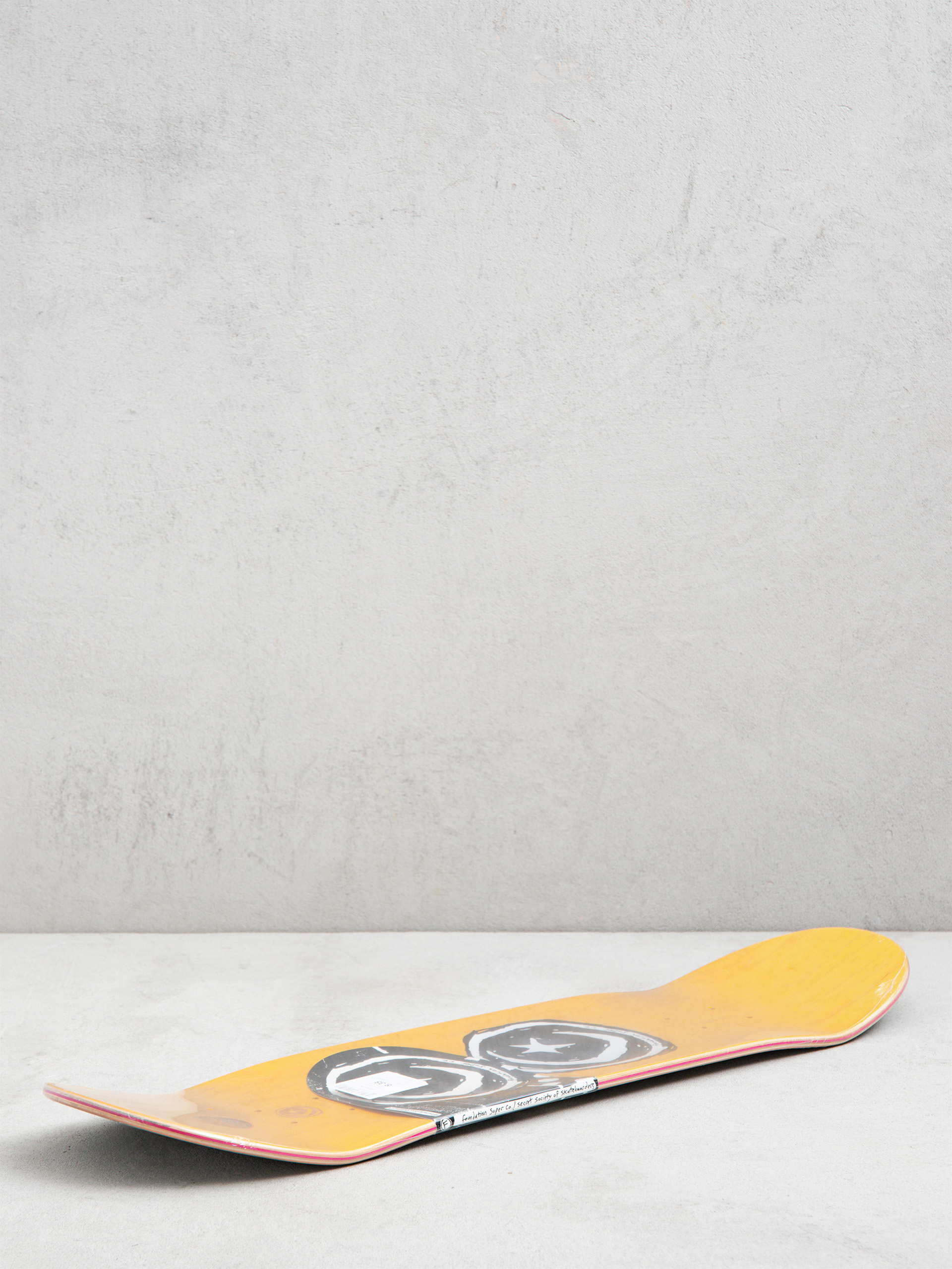 Декa Foundation Tie Me 