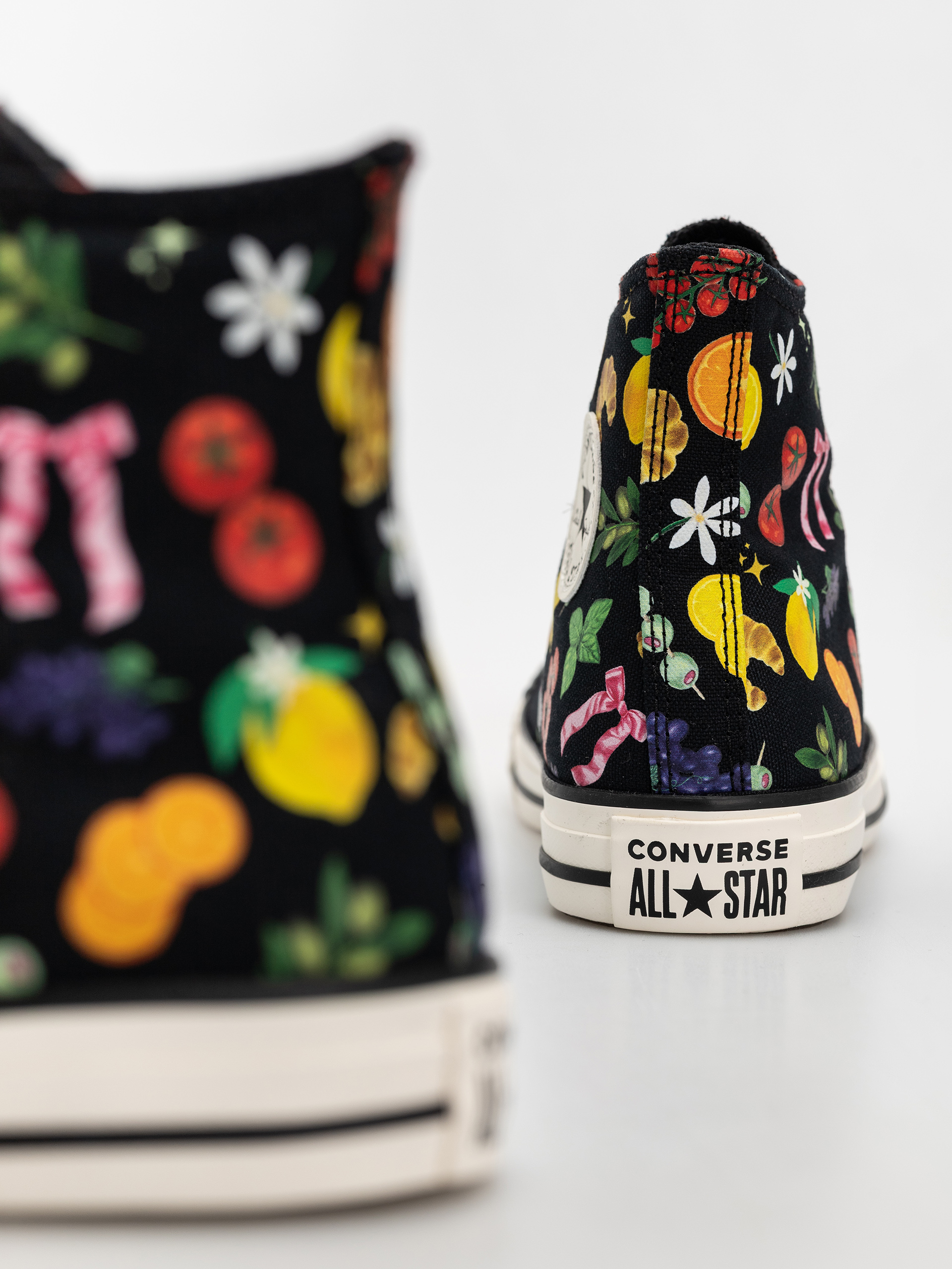 Кеди Converse Chuck Taylor All Star Hi (black/yellow/egret)