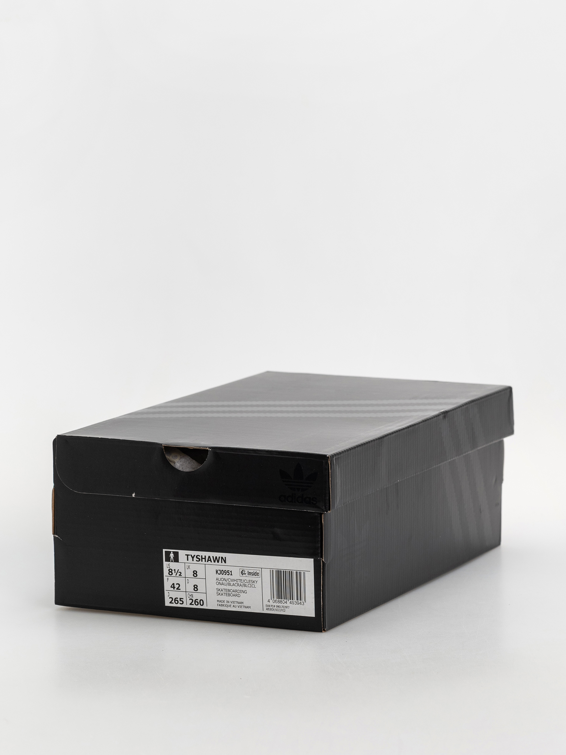 Взуття adidas Tyshawn (cwhite/clesky)