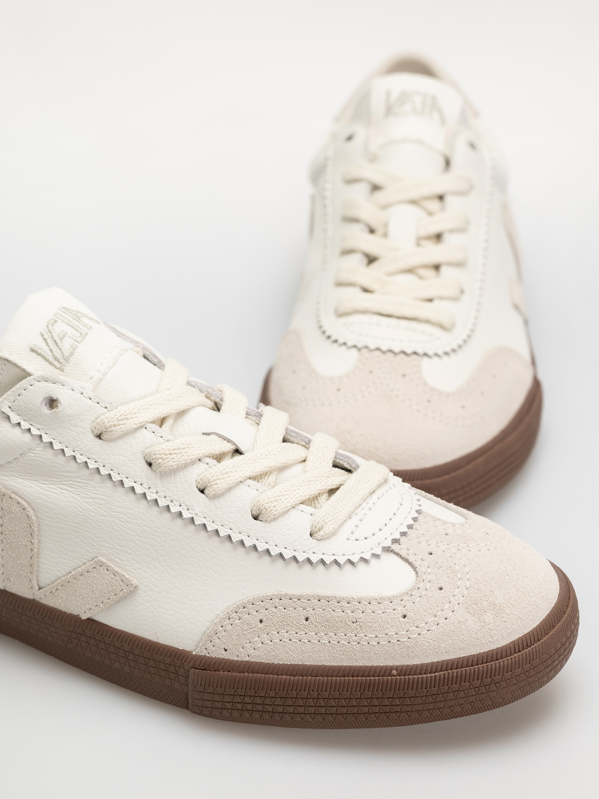 Взуття Veja Volley Wmn (white natural bark)