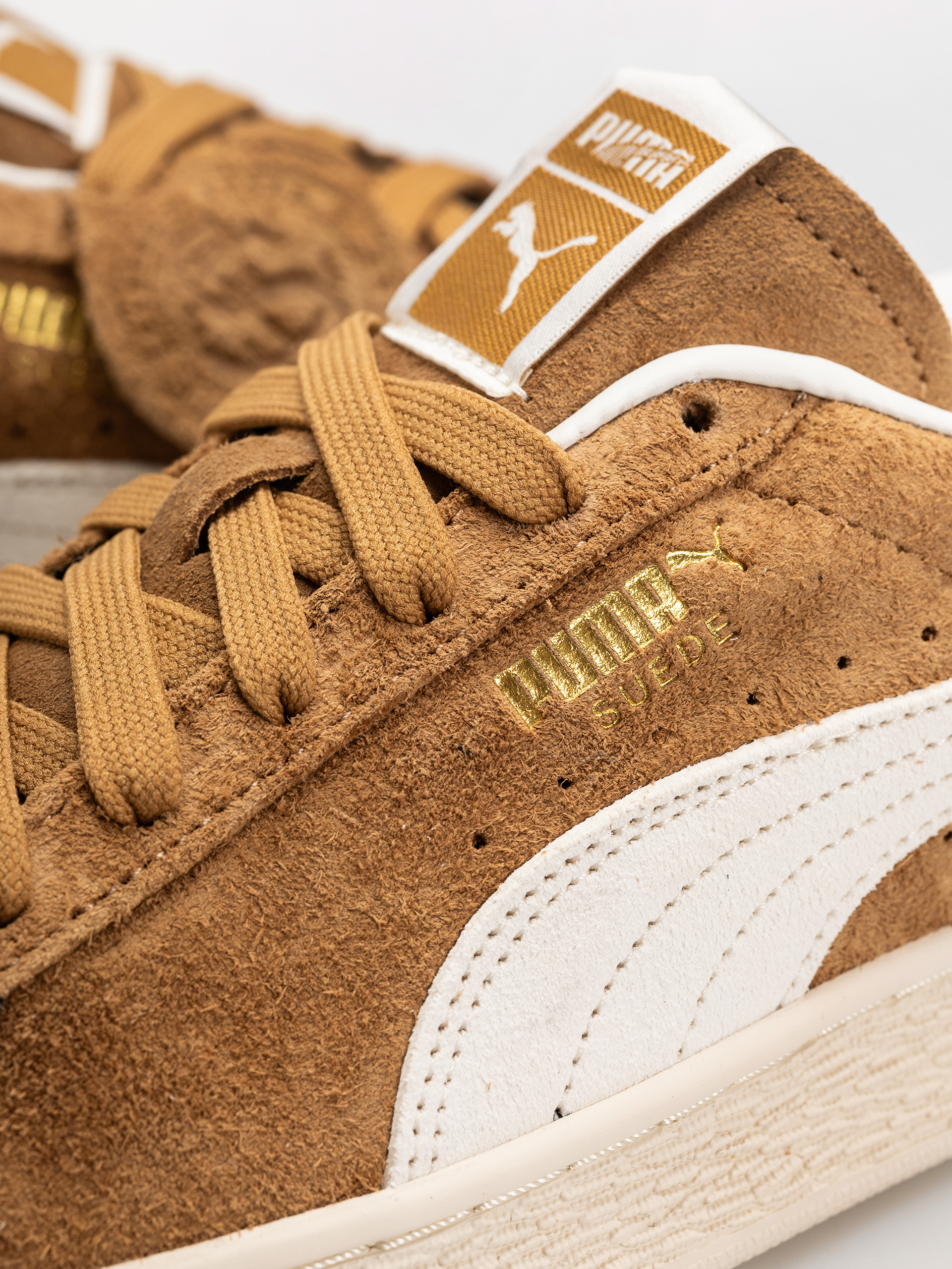Взуття Puma Suede Charles F.Stead V (honey butter/puma white)