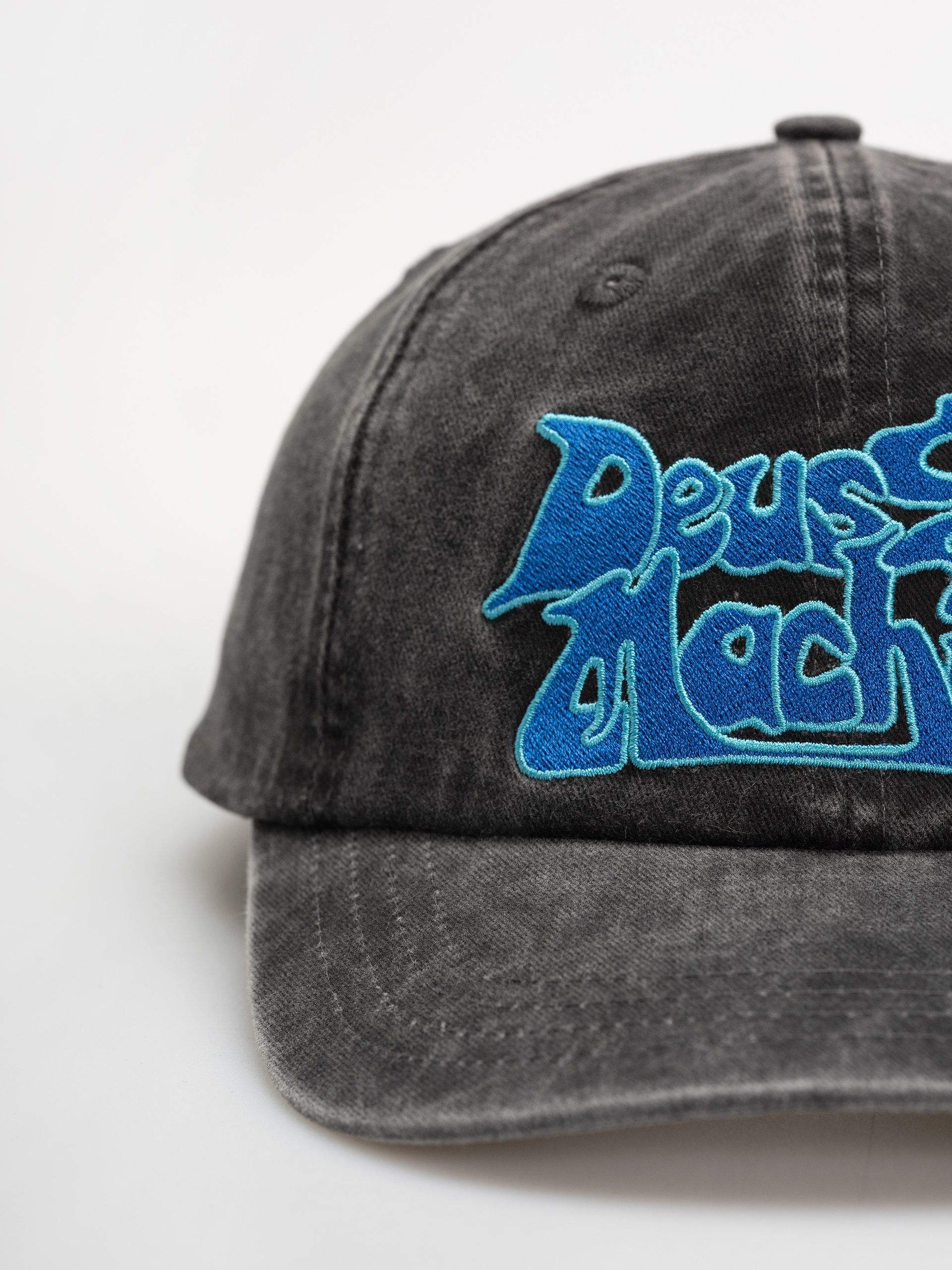 Кепка Deus Ex Machina Smokeshow (anthracite)