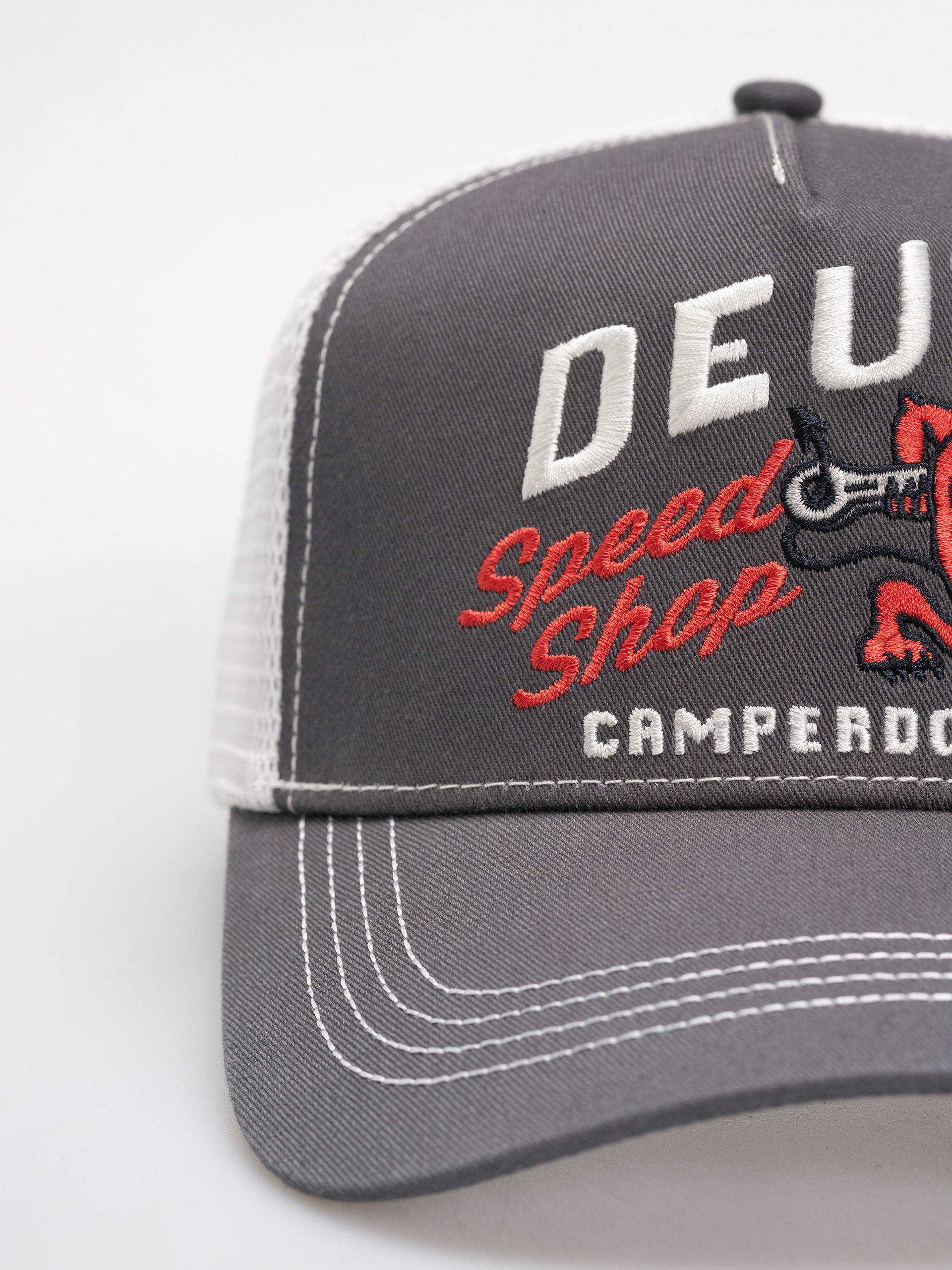 Кепка Deus Ex Machina Dogleg Trucker (dark grey)