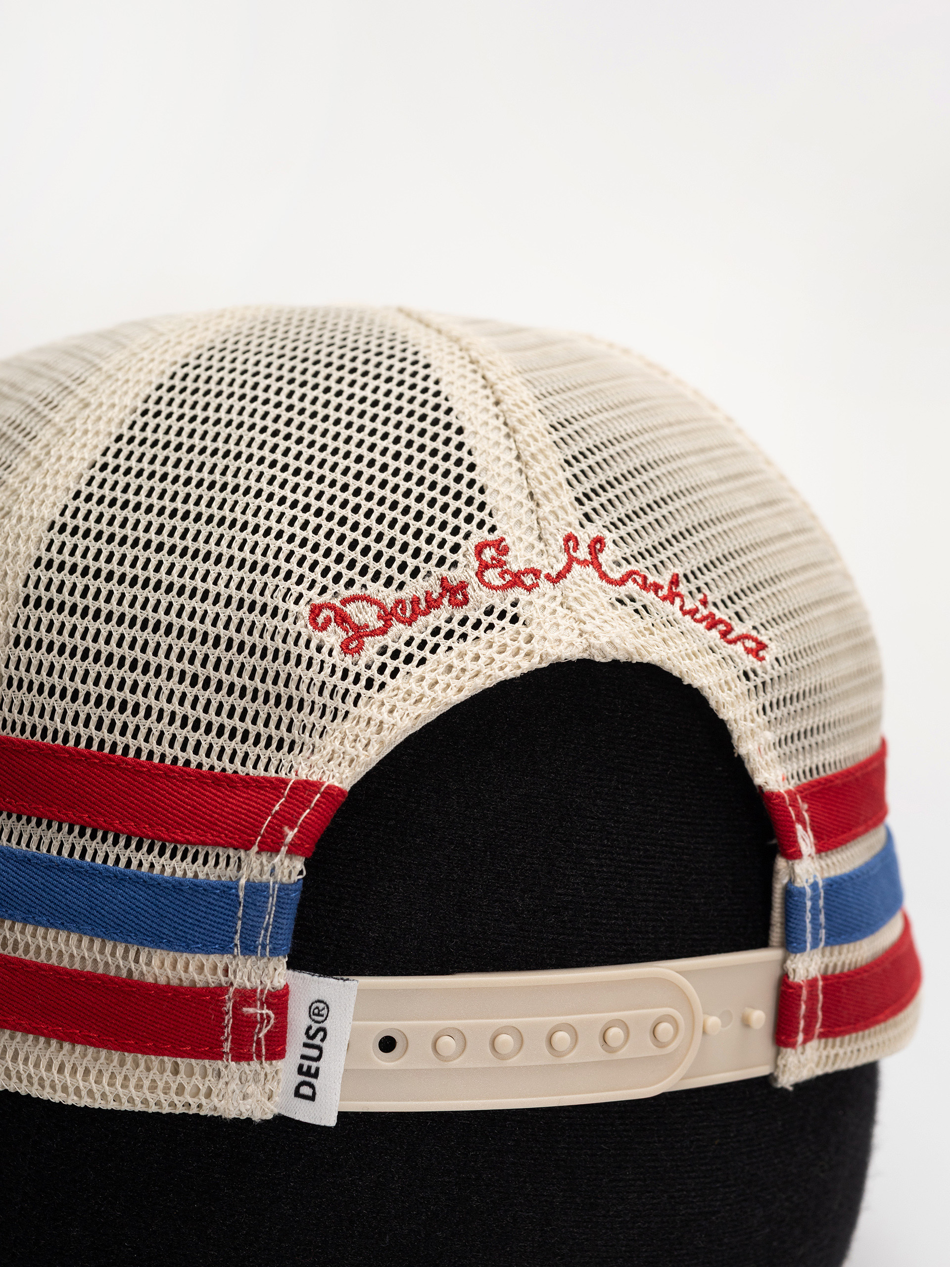 Кепка Deus Ex Machina Beep Beep Trucker (white)