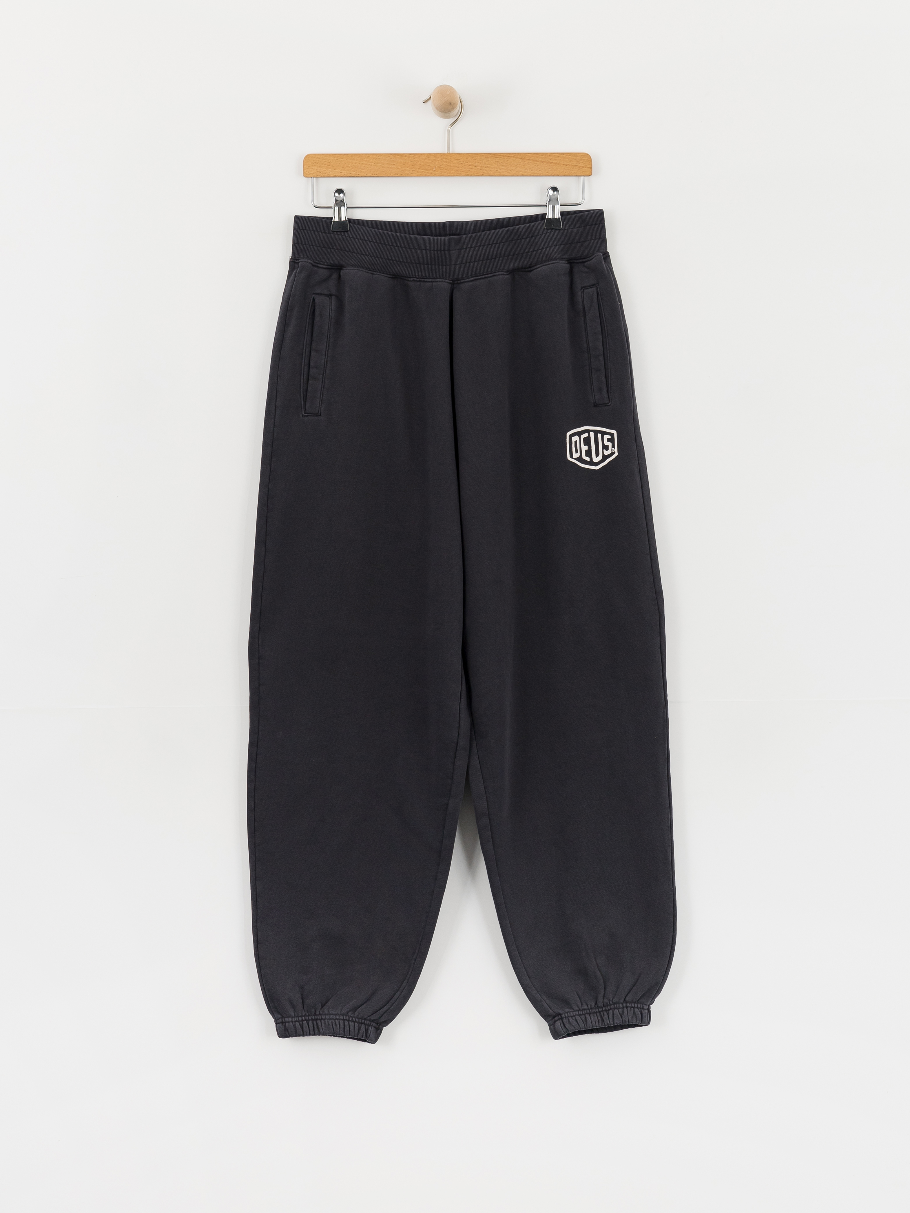 Штани Deus Ex Machina Shield Garment Dyed Track (black)