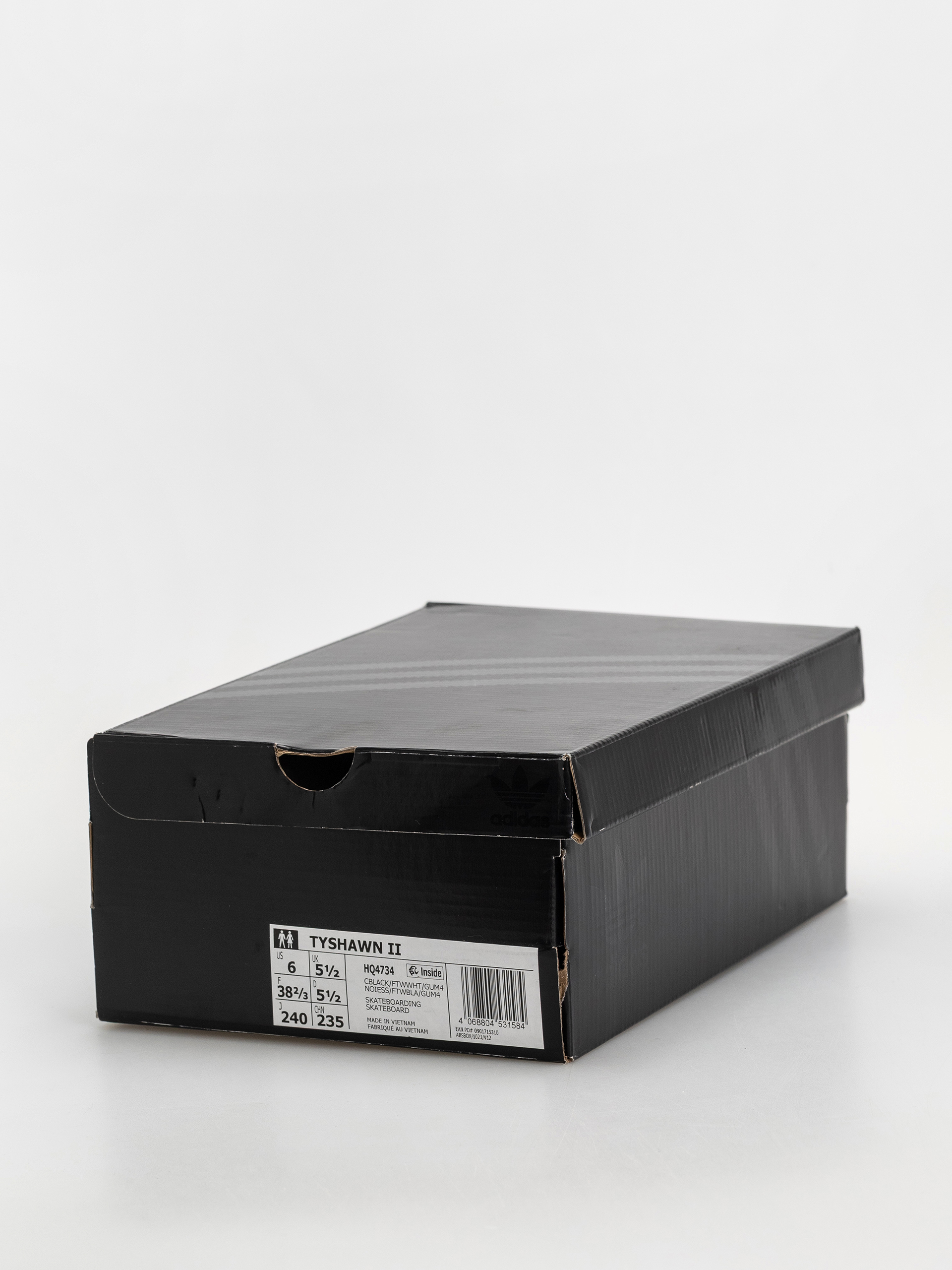 Взуття adidas Tyshawn II (cblack/ftwwht/gum4)