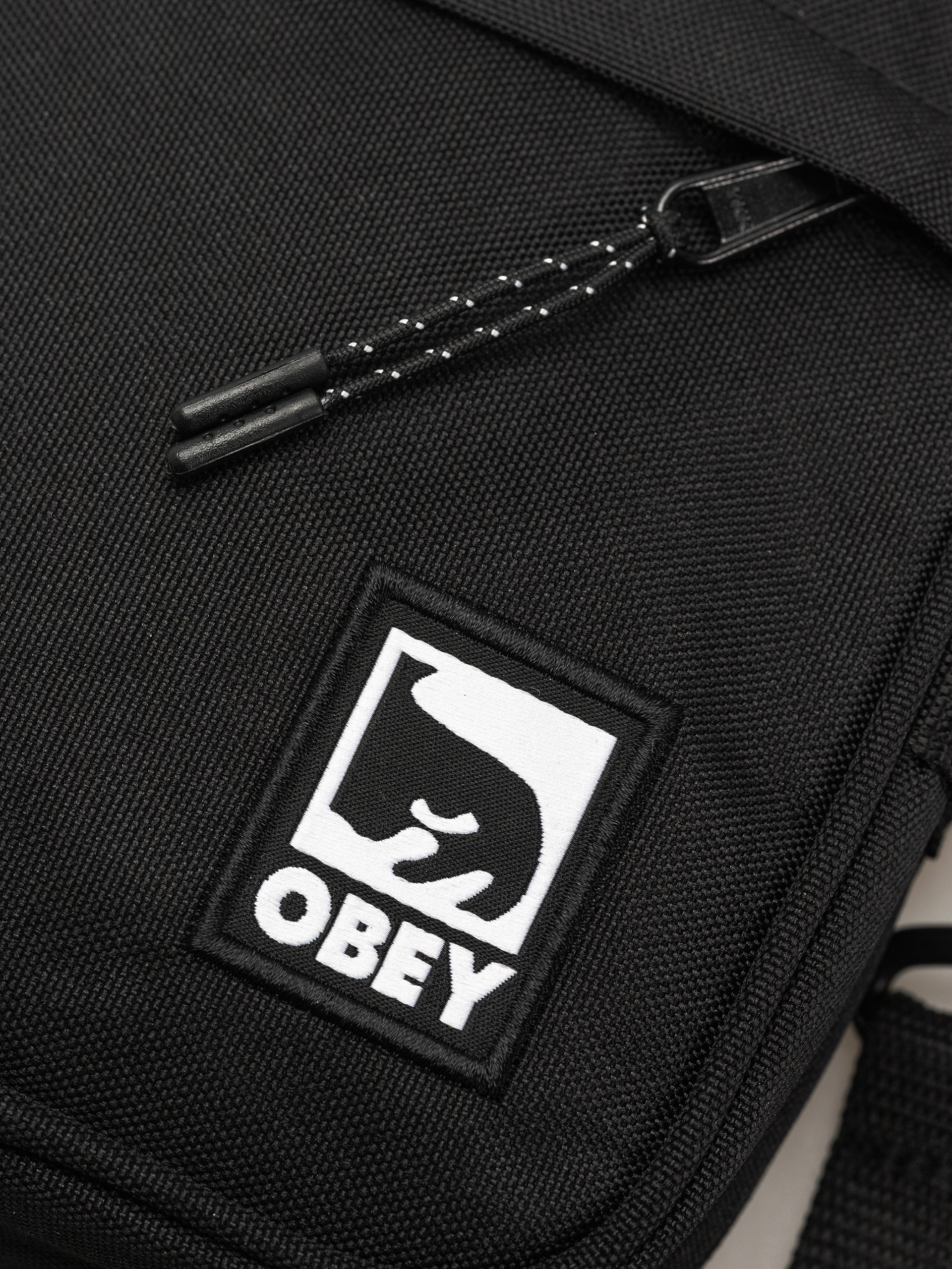 Сумка OBEY Half Eye Crossbody (black)