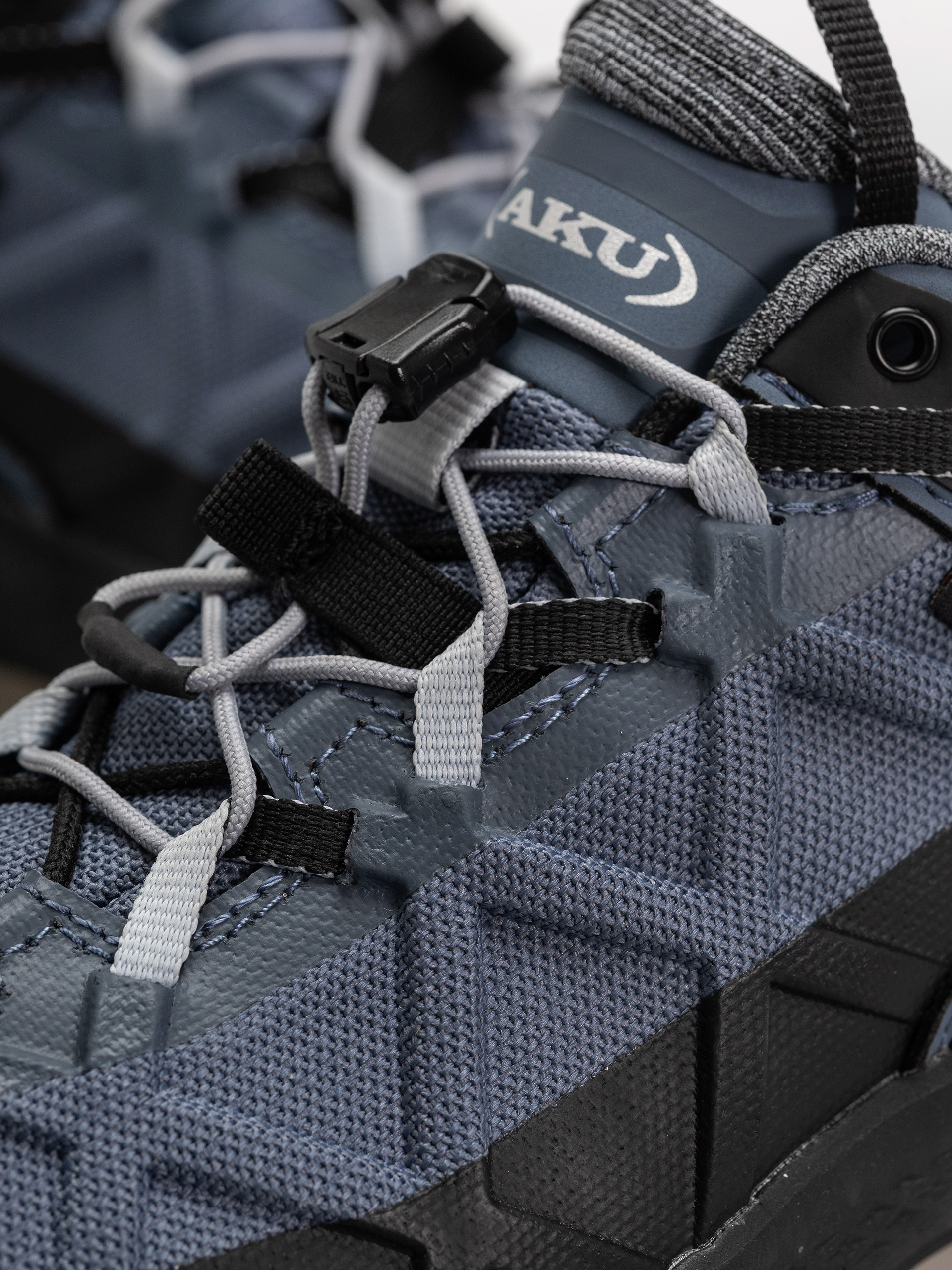 Взуття AKU Rocket DFS GTX Wmn (avio/light grey)