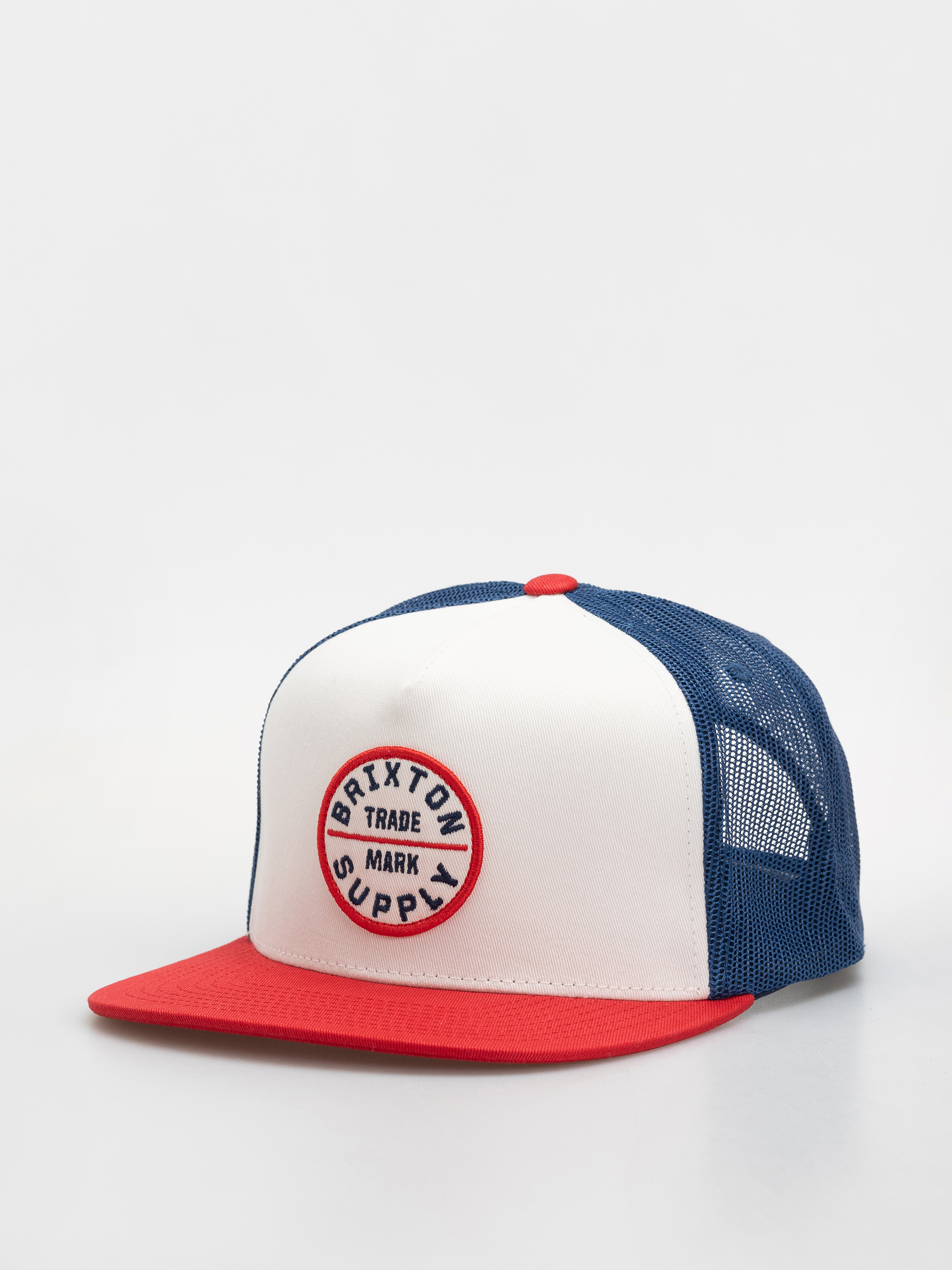 u041au0435u043fu043au0430 Brixton Oath Mp Trucker (white/midnight blue/adrenaline)