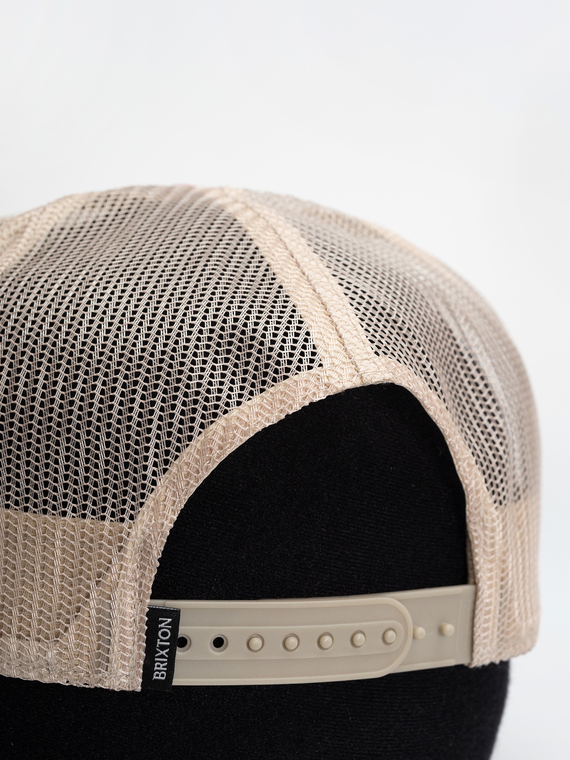 Кепка Brixton Lost In Reality Np Mp Trucker Wmn (whitecap/adrenaline rush)