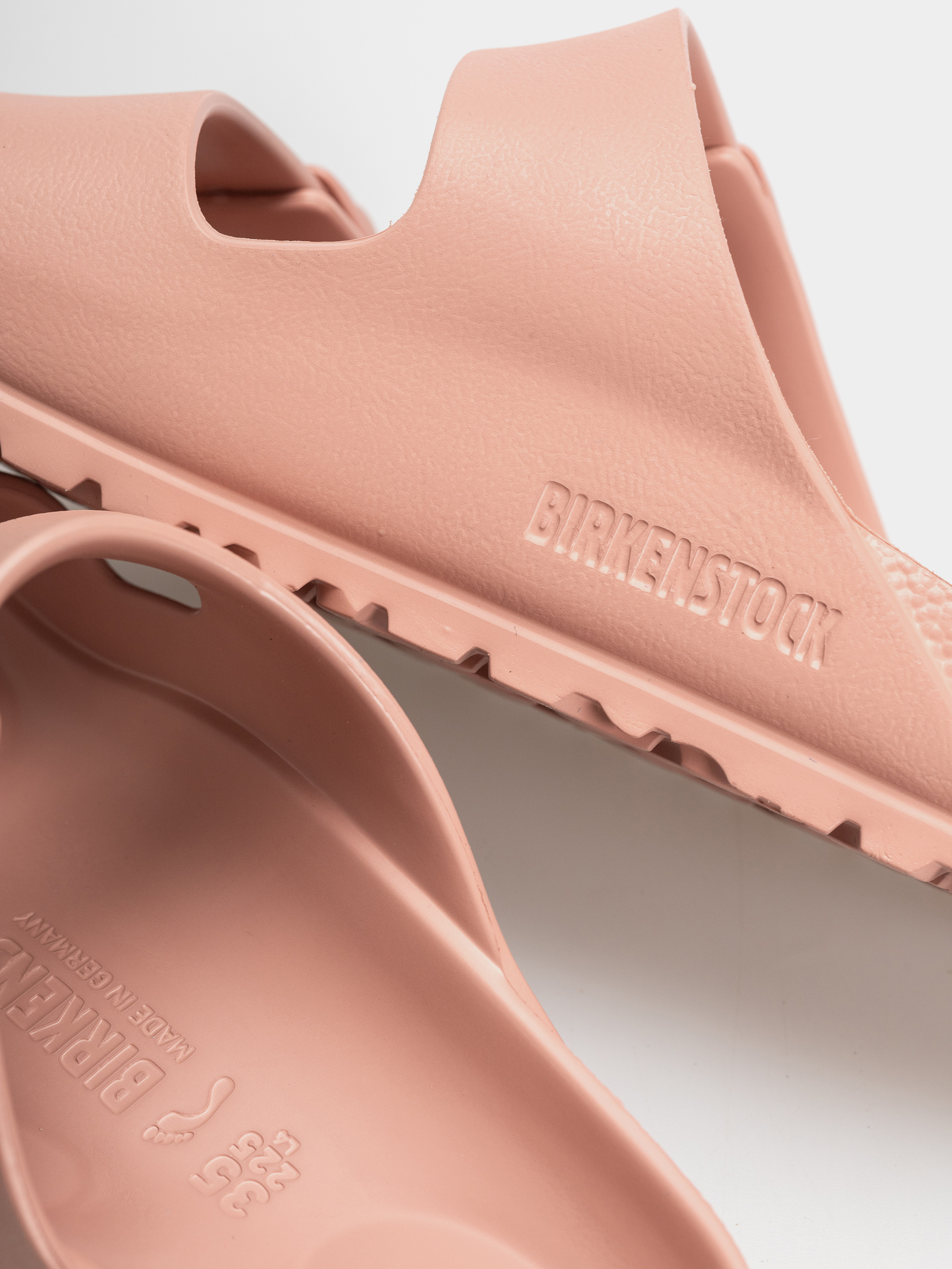 Шльопанці Birkenstock Arizona Essentials EVA Narrow (pink clay)