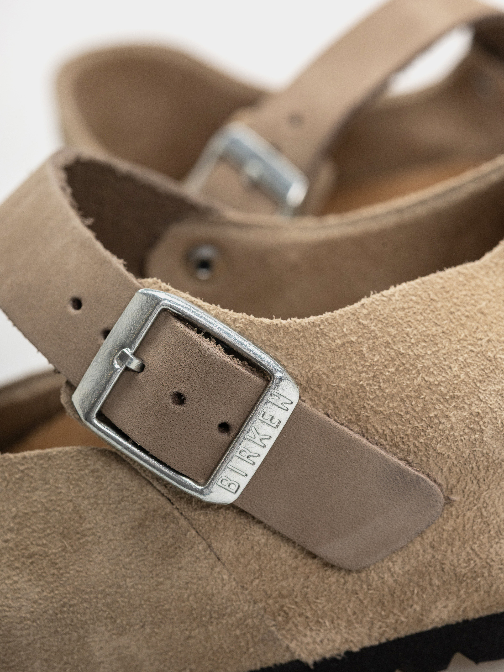 Шльопанці Birkenstock Mantova Suede Leather Narrow Wmn (taupe)