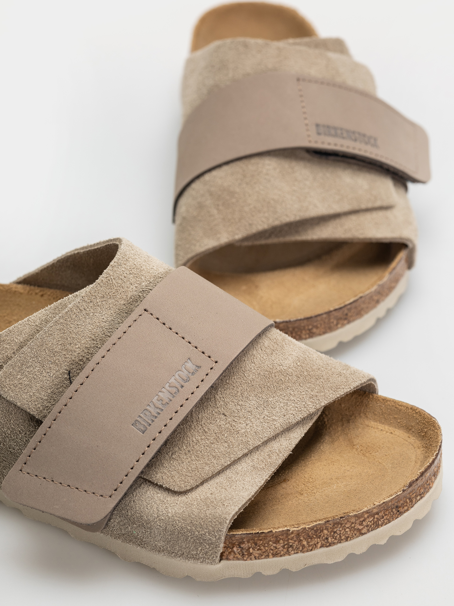 Шльопанці Birkenstock Kyoto Nubuck Suede Leather Regular (taupe)