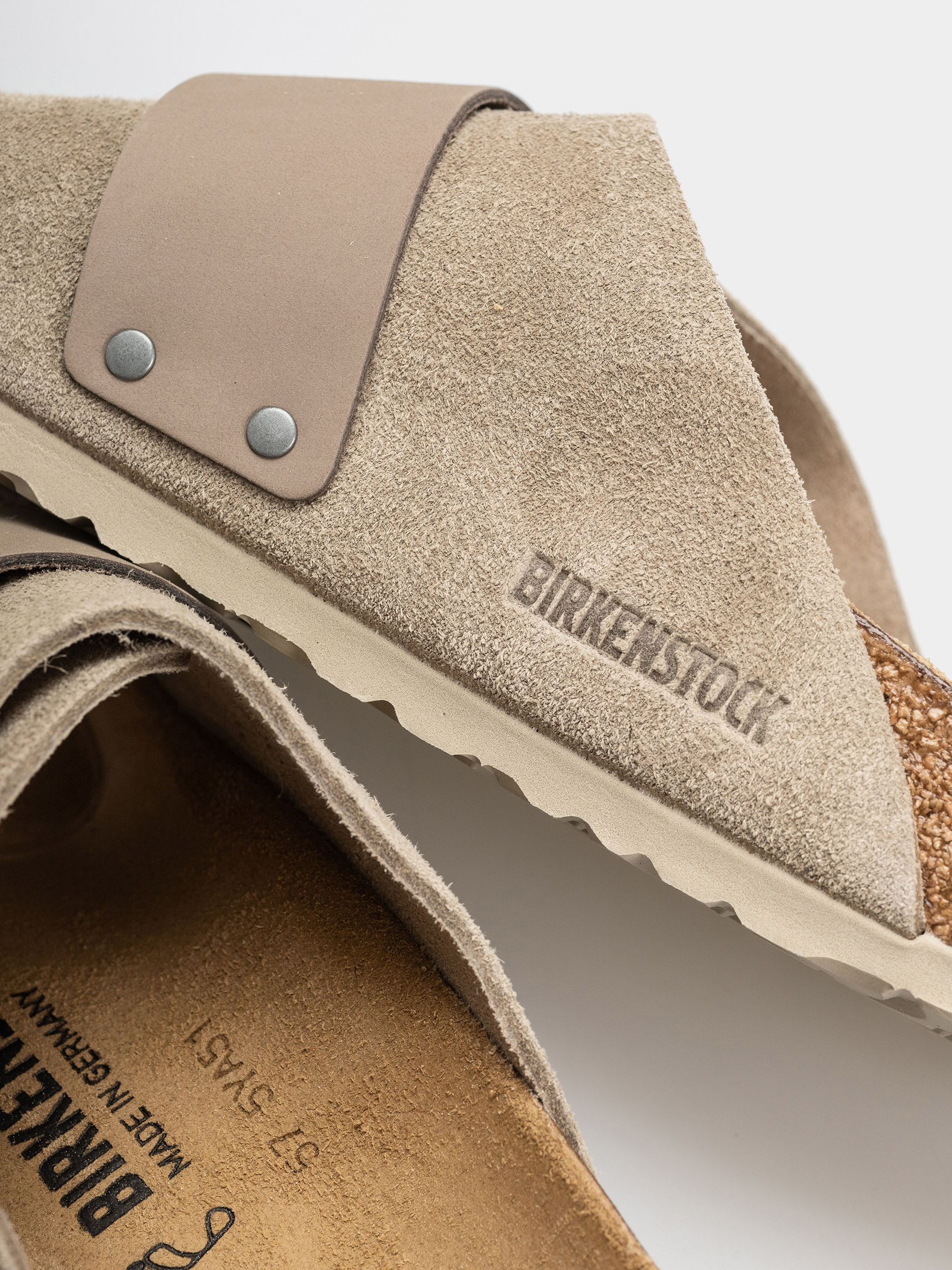 Шльопанці Birkenstock Kyoto Nubuck Suede Leather Regular (taupe)