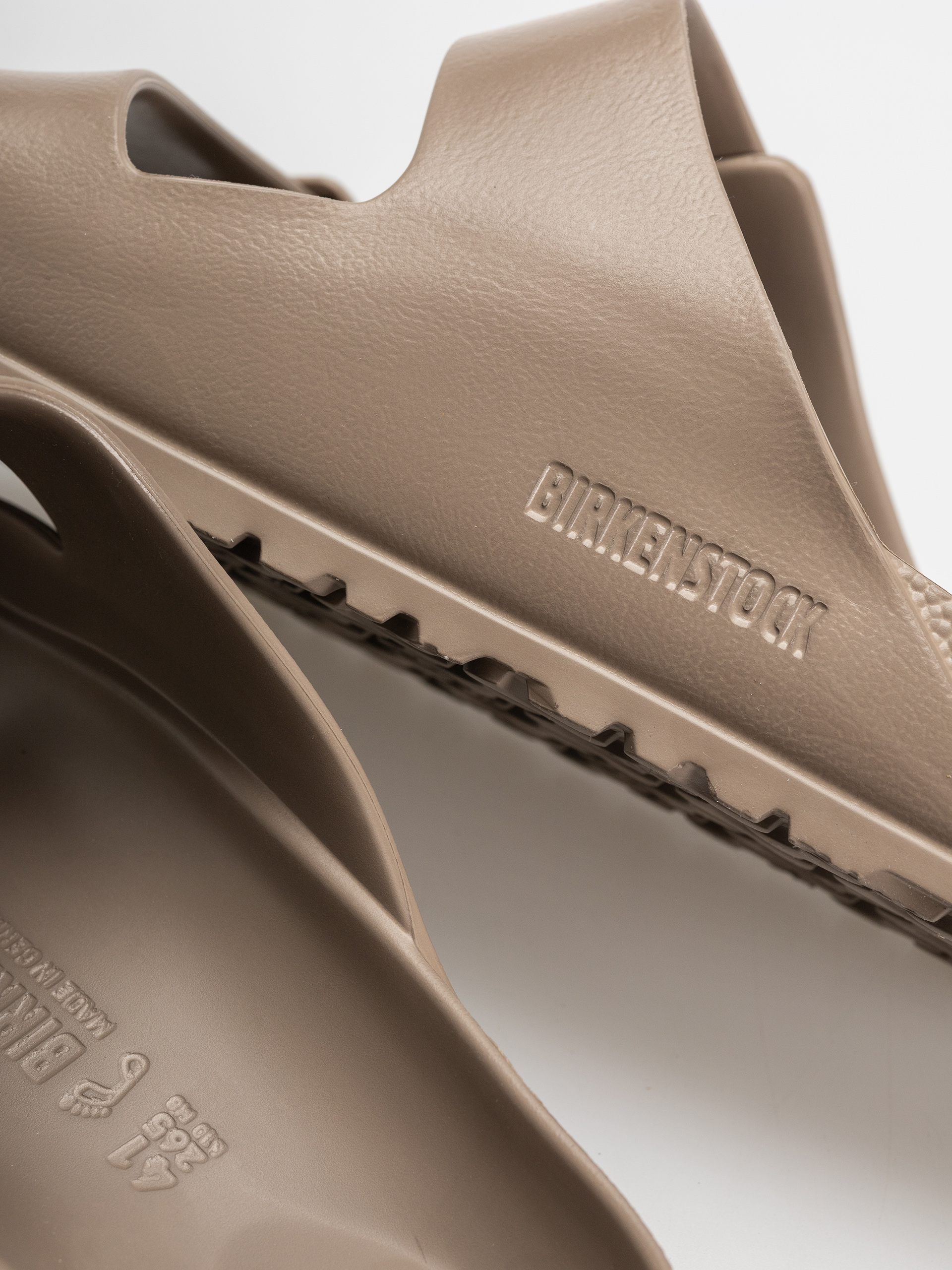 Шльопанці Birkenstock Arizona Essentials EVA Regular (gray taupe)