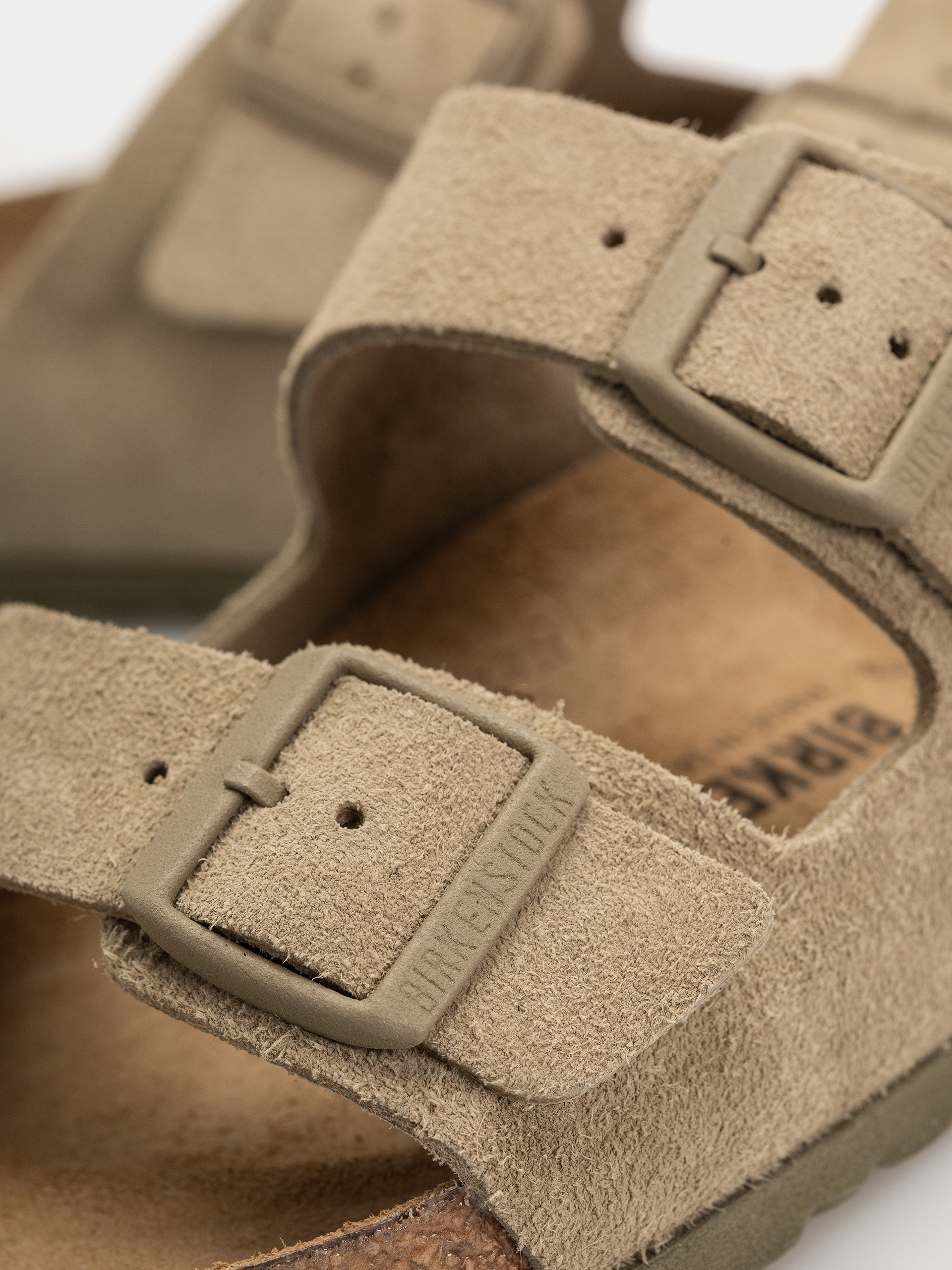 Шльопанці Birkenstock Arizona Suede Leather Regular (faded khaki)