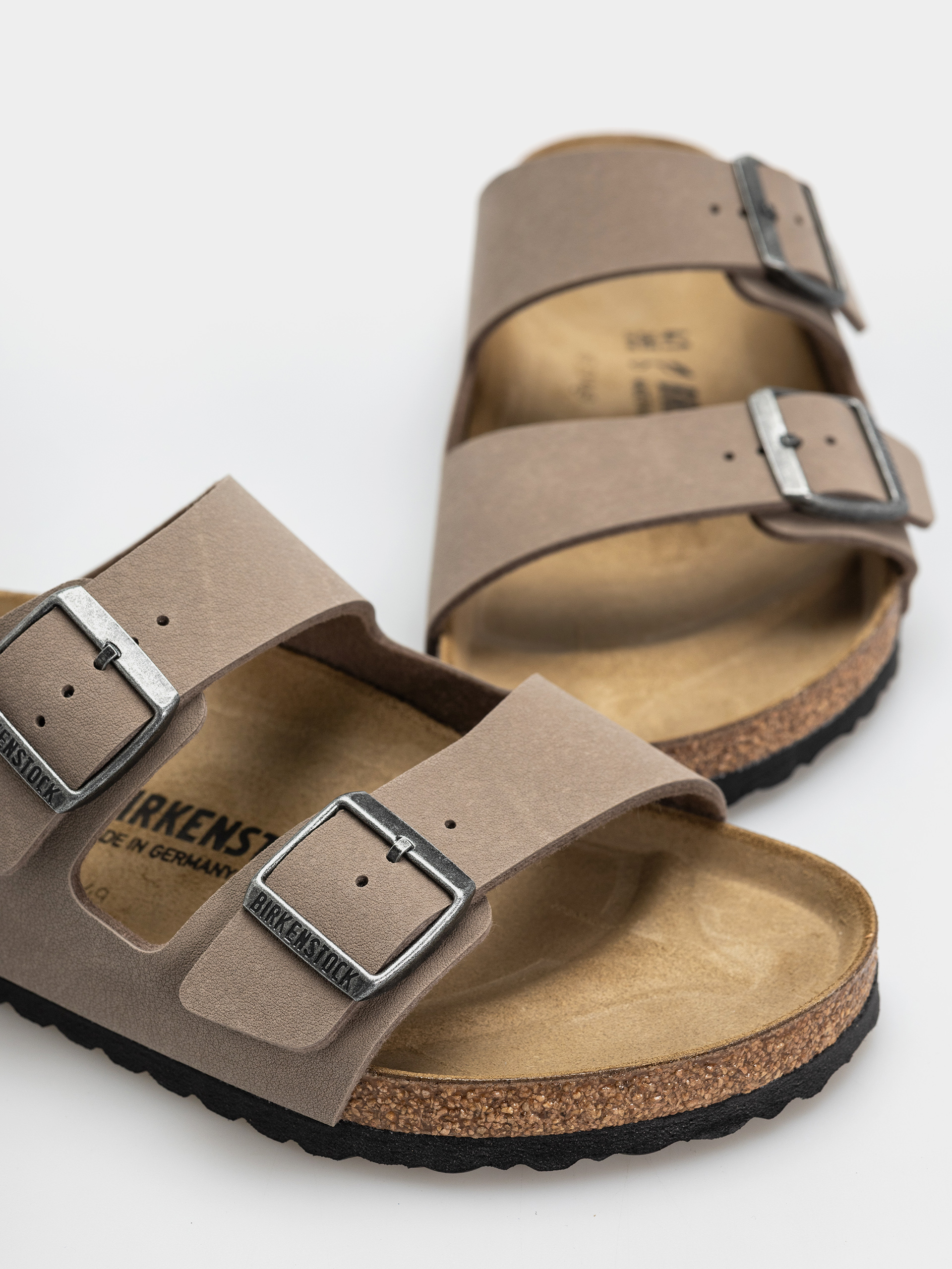 Шльопанці Birkenstock Arizona Birkibuc Regular (gray taupe)