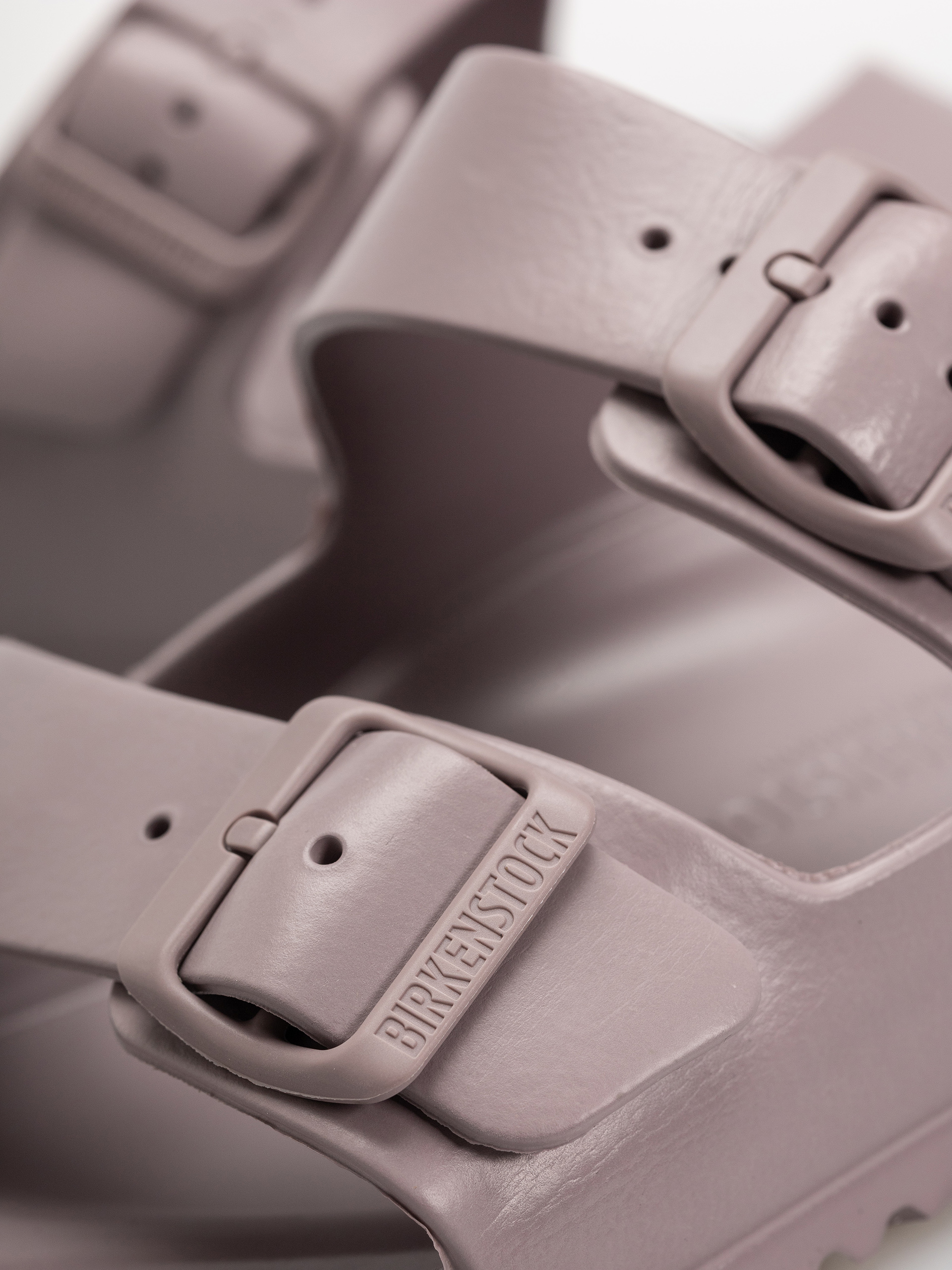 Шльопанці Birkenstock Arizona Essentials EVA Regular (faded purple)