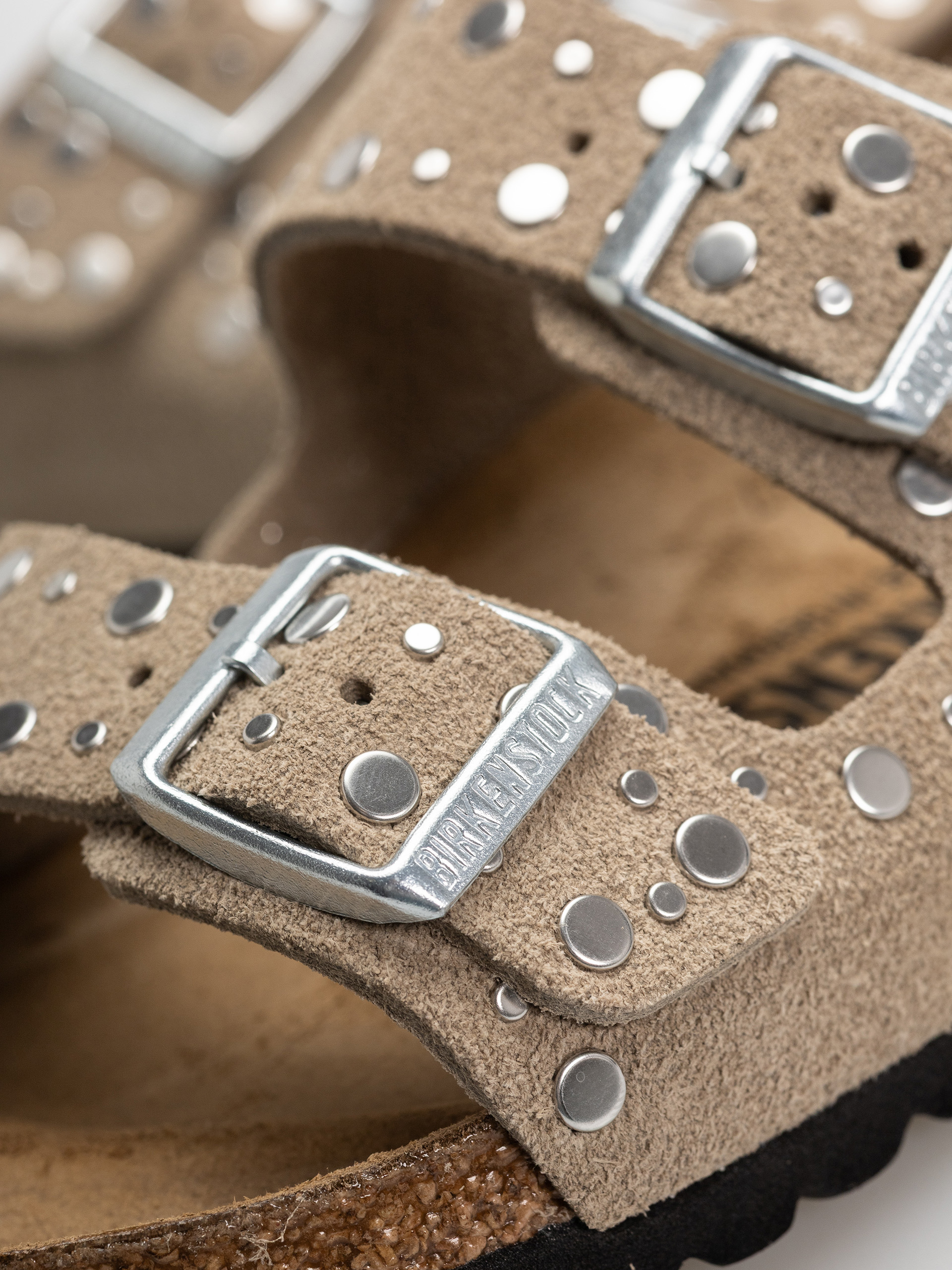 Шльопанці Birkenstock Arizona Rivets Suede Leather Narrow Wmn (taupe)