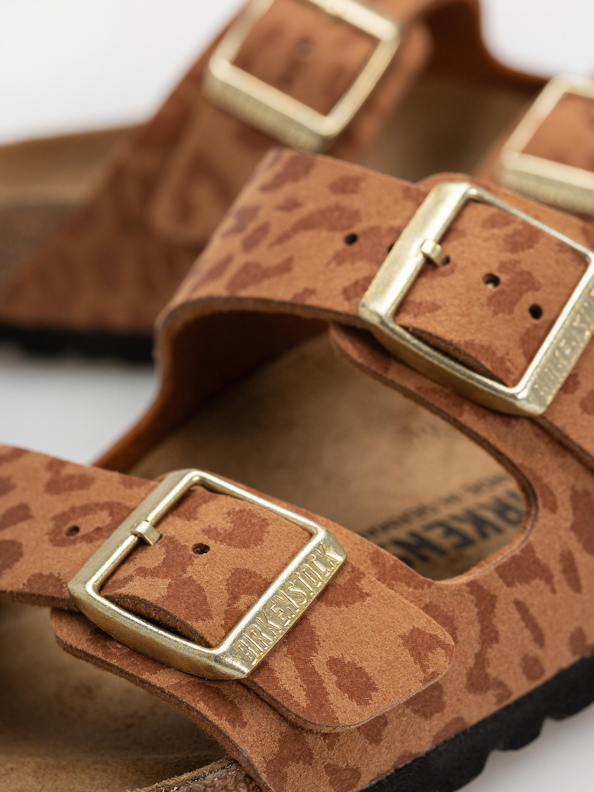 Шльопанці Birkenstock Arizona Synthetics Narrow Wmn (syn leo pecan)