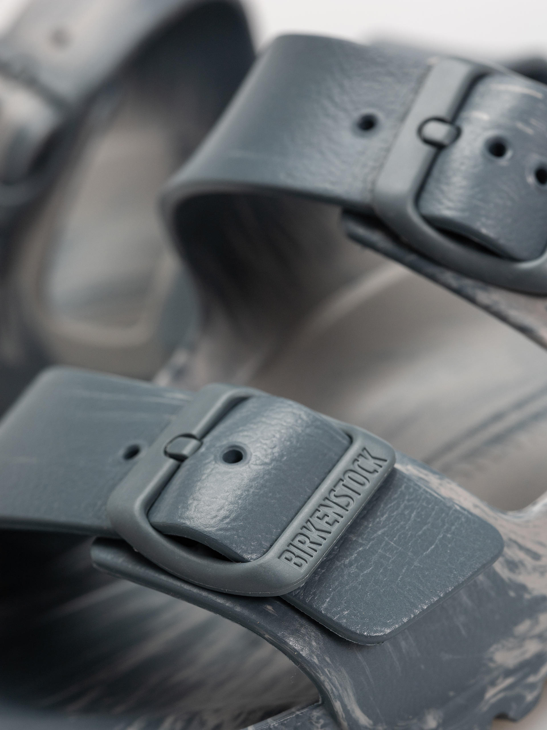 Шльопанці Birkenstock Arizona Essentials EVA Narrow (basalt gray/stone coin multi)