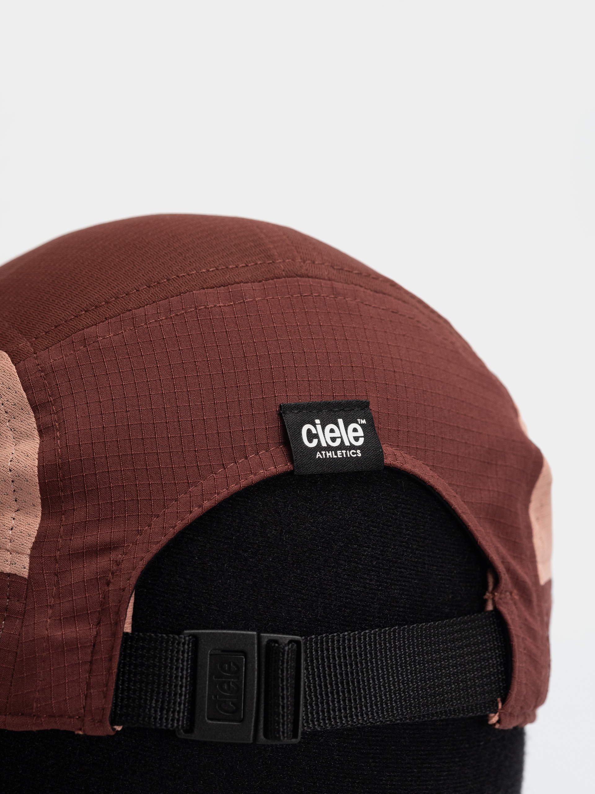 Кепка Ciele Athletics GOCap Field IconicBar (andorra rosedawn)