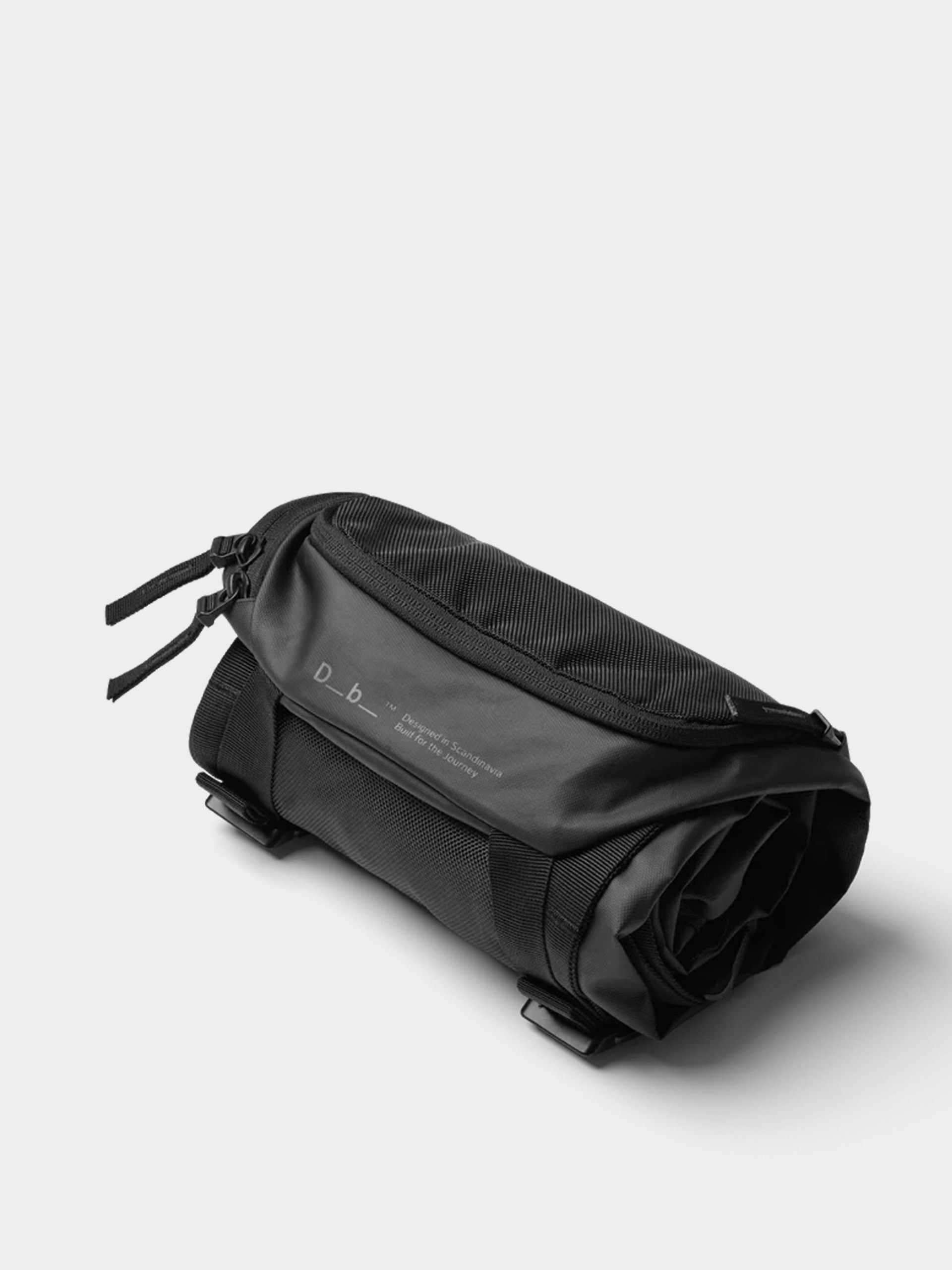 Рюкзак Db Skate Carrier 32L (black out)