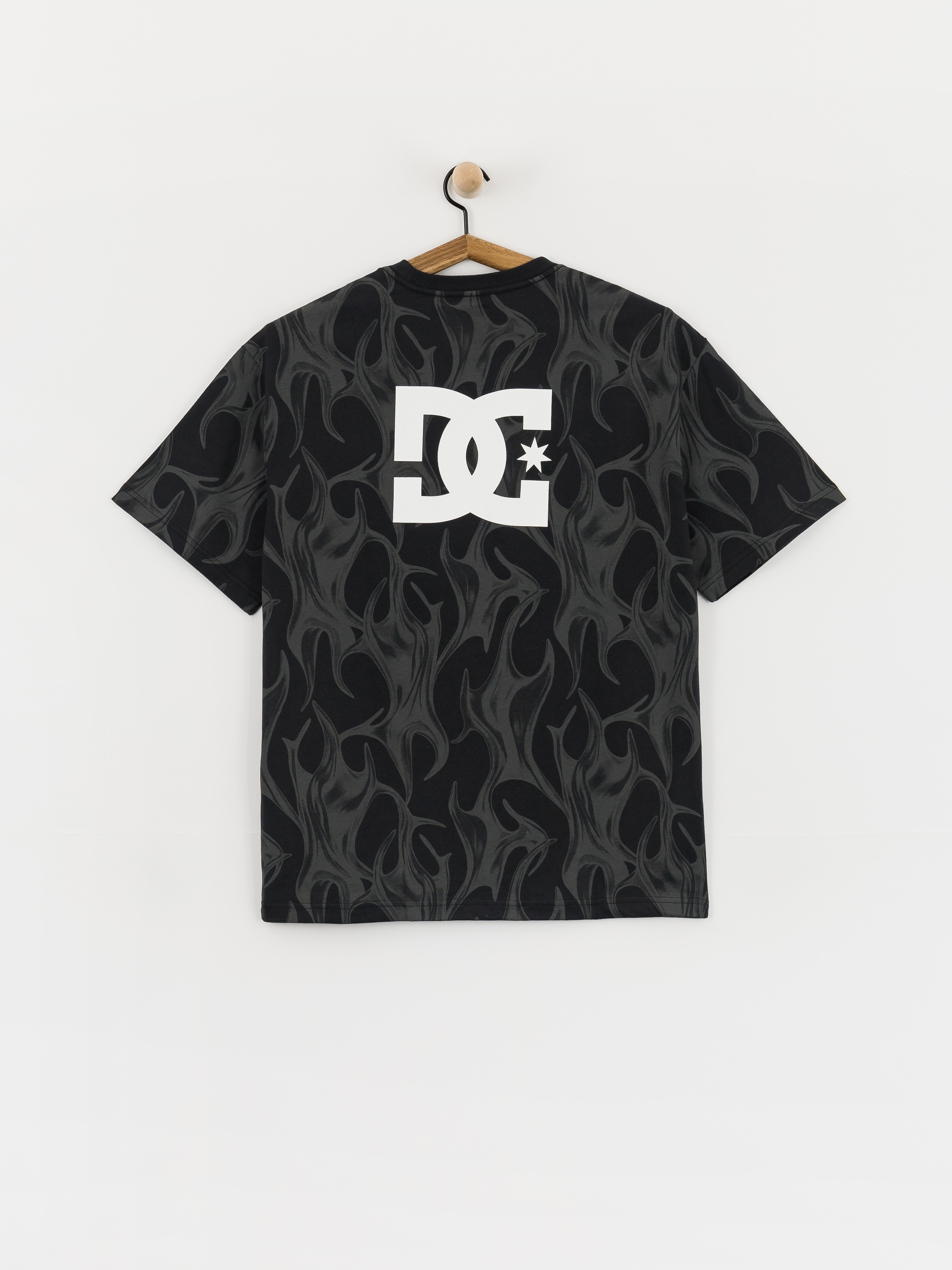 Футболка DC Liquid Fuego (black)