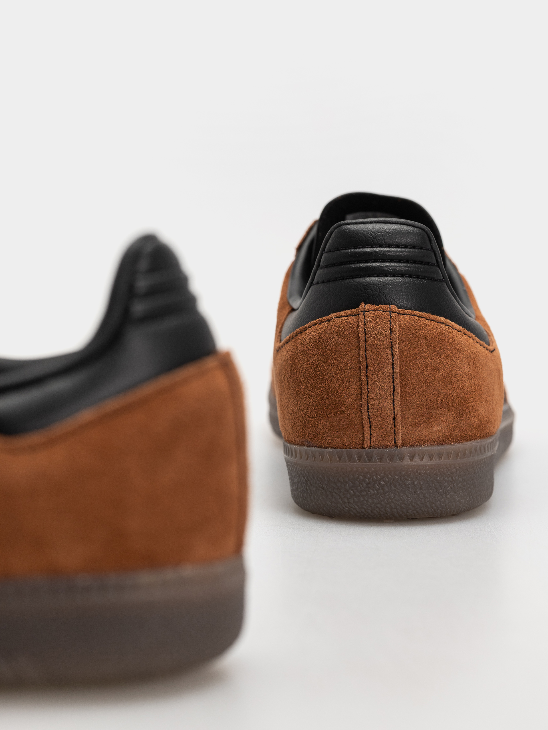 Взуття adidas Samba Adv (cblack/gum5)