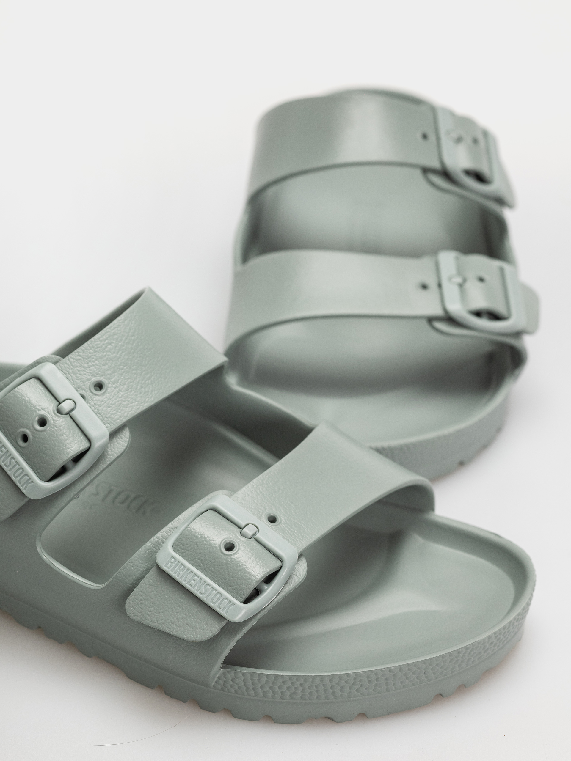 Шльопанці Birkenstock Arizona Essentials EVA Regular (pure sage)