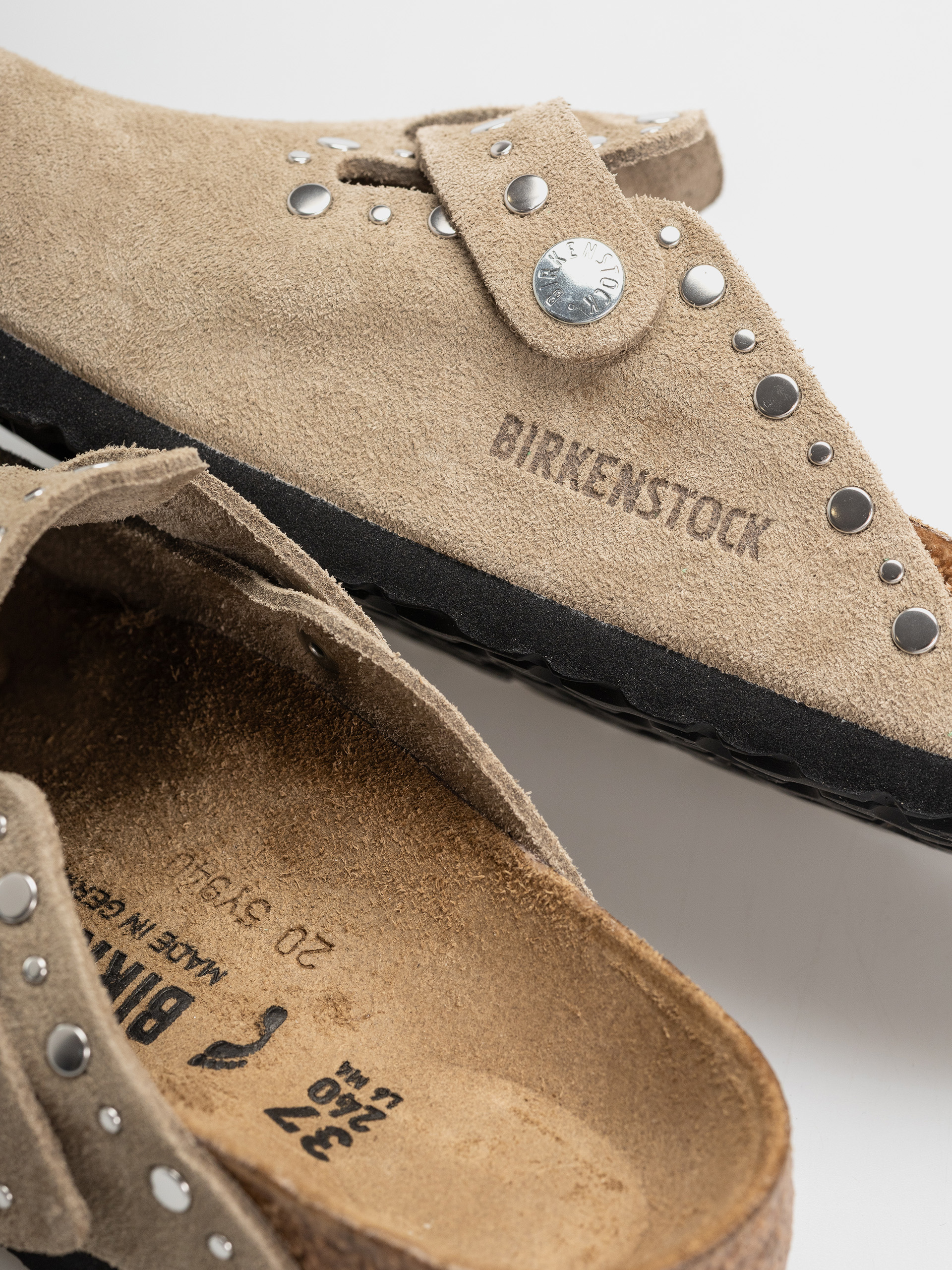 Шльопанці Birkenstock Boston Rivets Suede Leather Narrow Wmn (taupe)